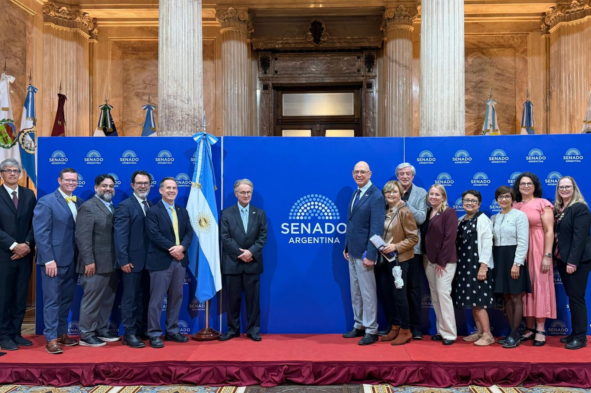 El Dr. Charles Lockwood, de #USFHealth, y el Dr. Julio Lautersztain, referente en el cuidado oncológico en la región de Tampa Bay, se reunieron con la líder de la mayoría del Senado argentino, Patricia Bullrich, para conversar sobre la alianza de USF con el decano Guillermo Mazzolini, de la Facultad de Ciencias Biomédicas de la Universidad Austral.