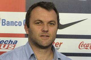 Asaltan a Bernardo Romeo en un country de La Plata: maniataron a su familia