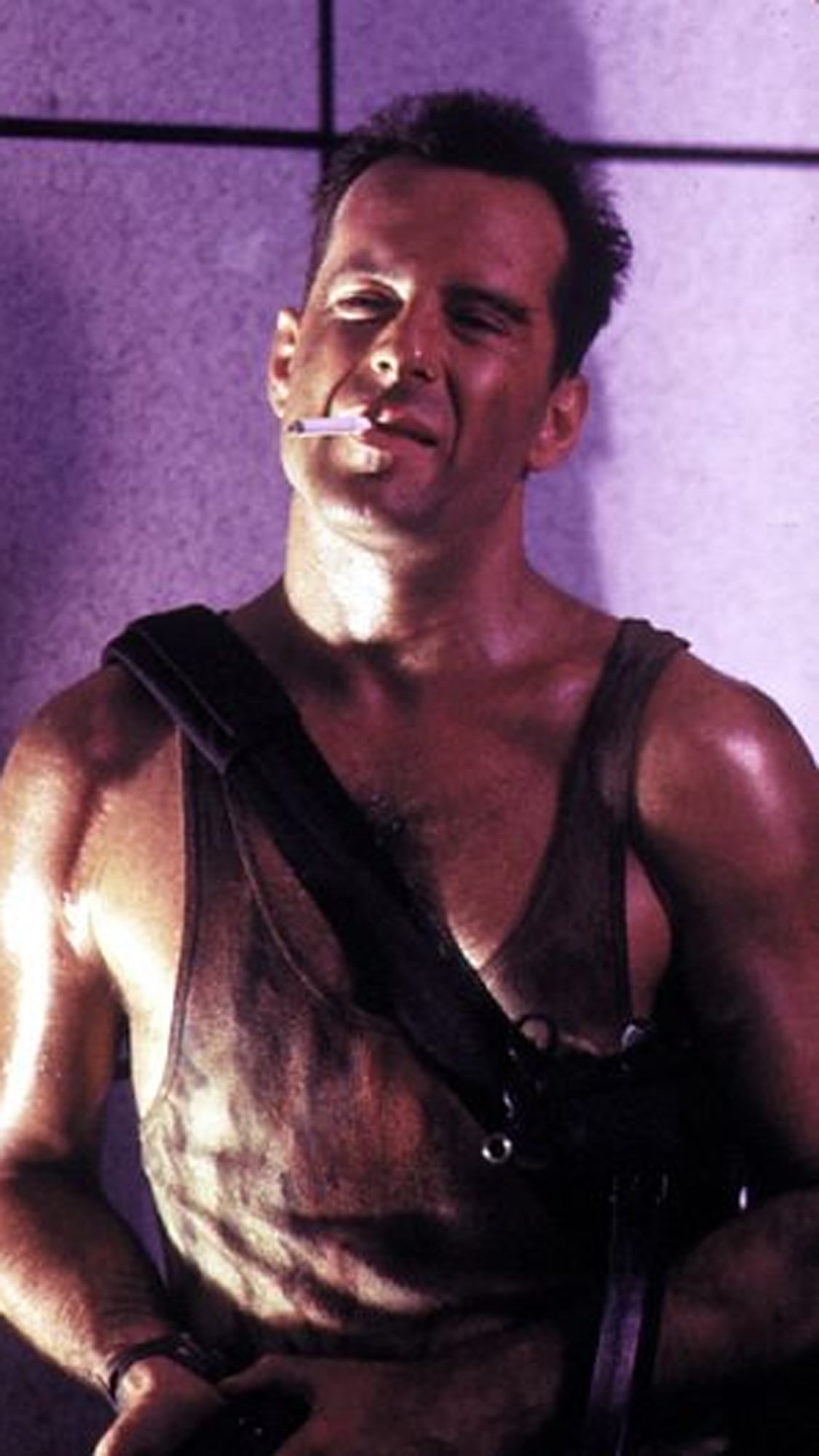 Willis recibió una oferta por cinco millones de dólares, una cifra impensable en esos tiempos, el salario más alto pagado a una estrella que aún no lo era por una película