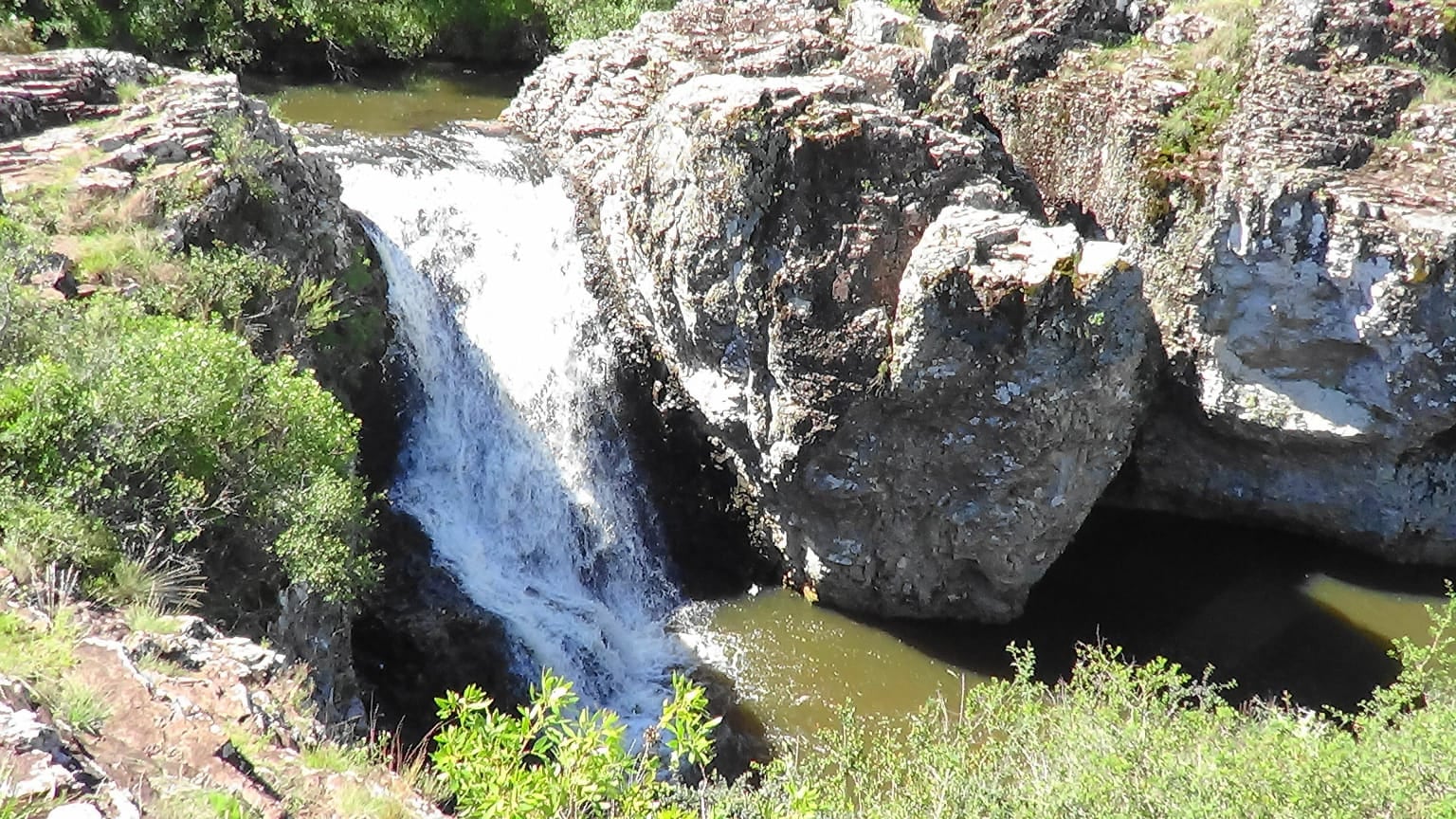 Pozo Hondo, el tesoro geológico ubicado a cuatro kilómetros del pueblo