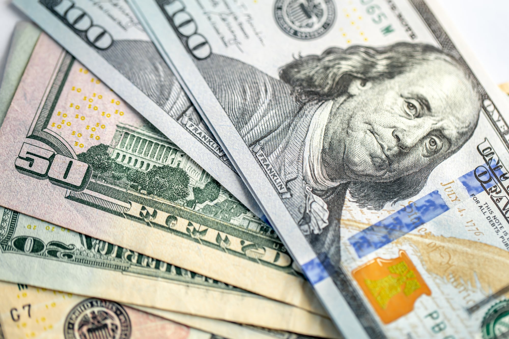 A qué hora abre el dólar