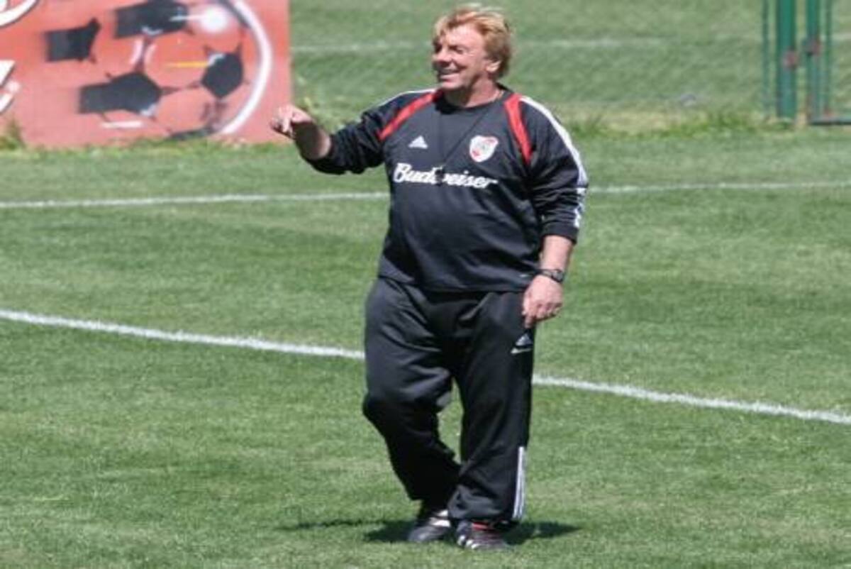 La receta de Merlo es el hermetismo - LA NACION