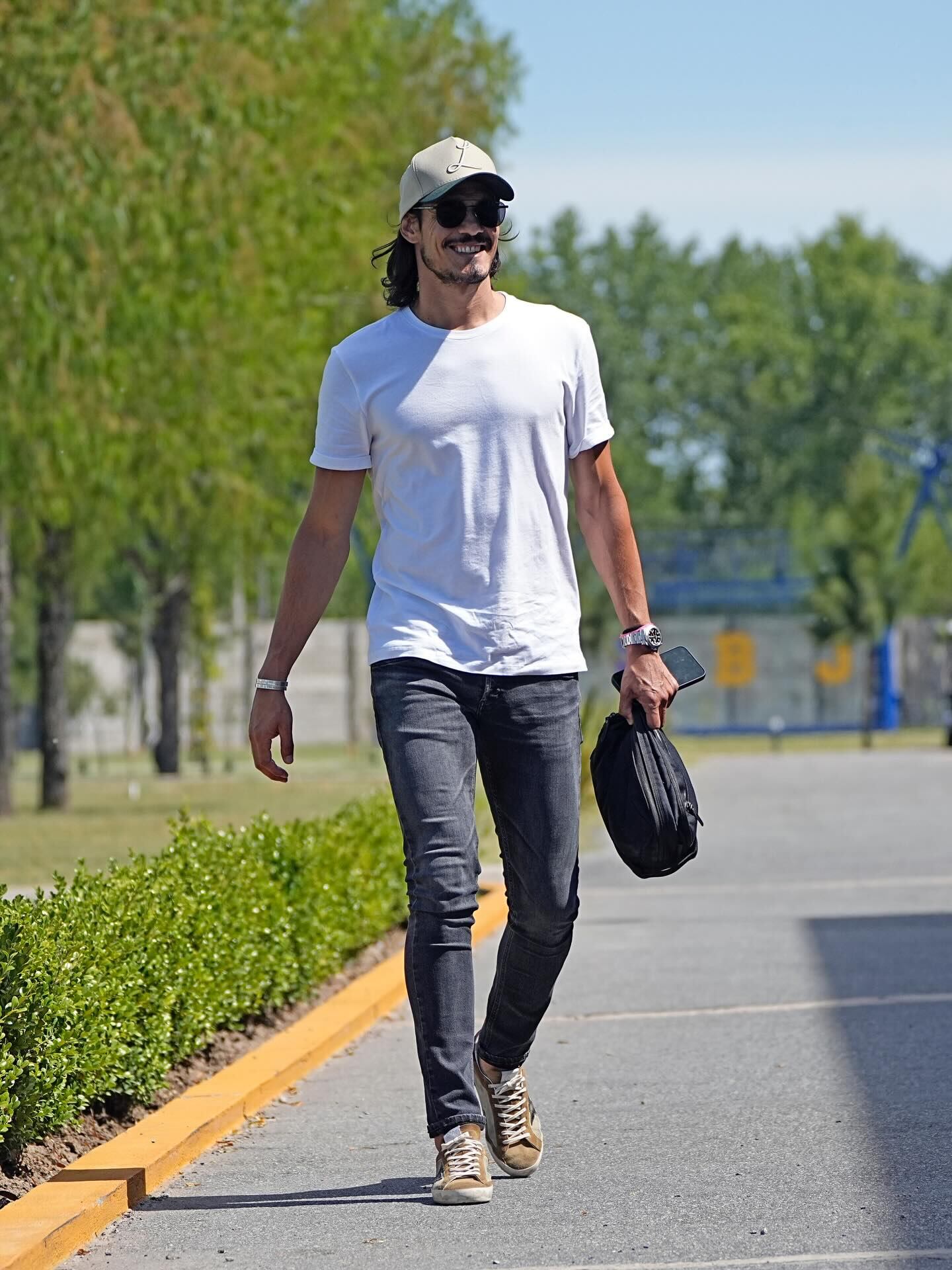 Cavani afrontará un mes de recuperación y, cumplido ese plazo, decidirá junto a Boca los pasos a seguir