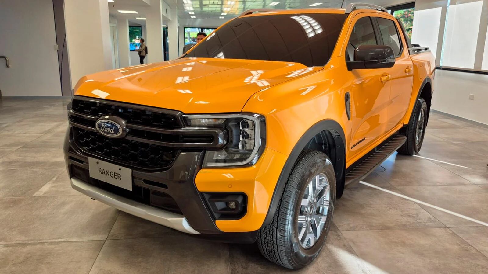 Ford anunció una inversión de 170 millones de dólares para producir en 2027 la Ranger enchufable