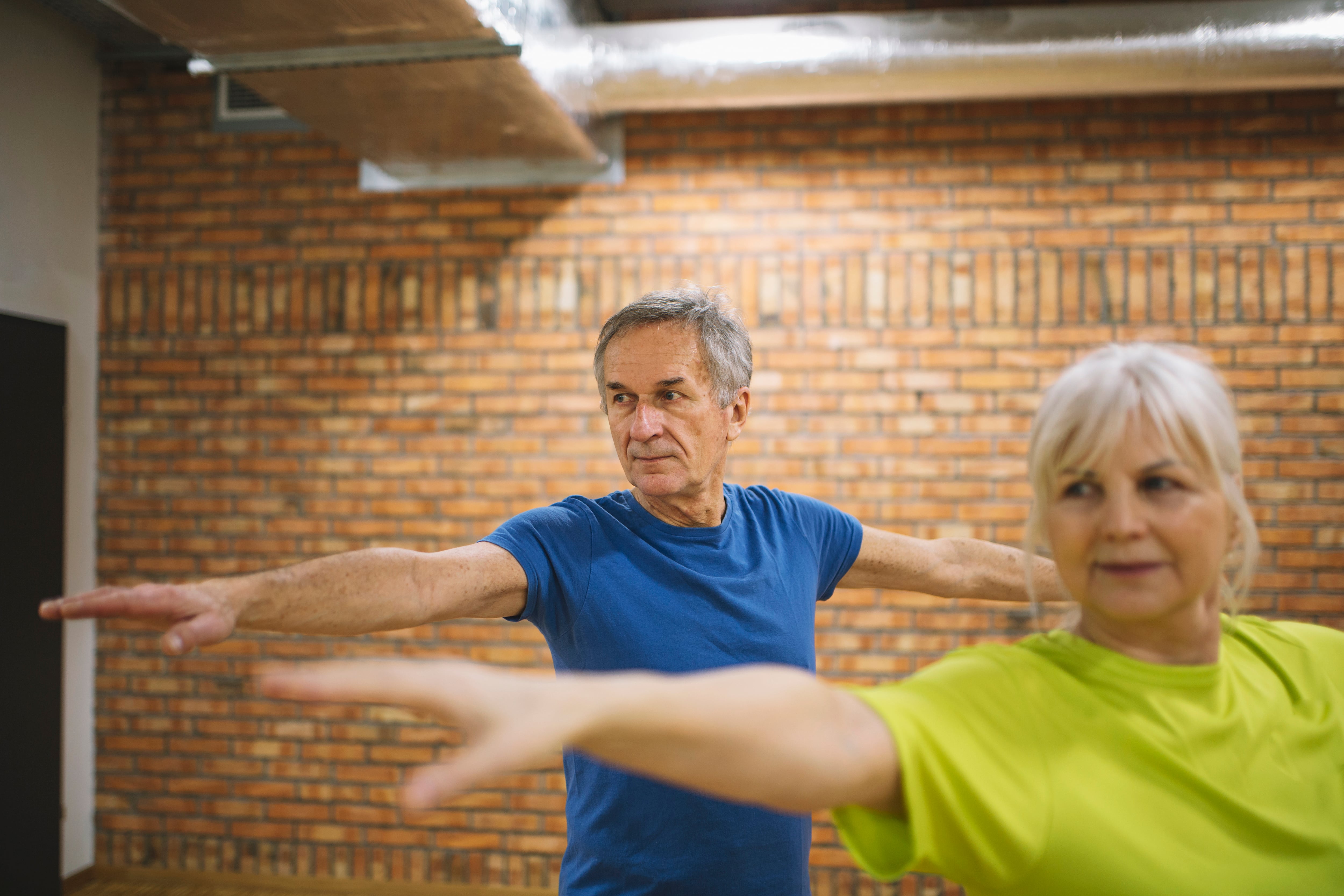 Para mayores de 60 años: así es el innovador entrenamiento sin impacto para mantenerse activo