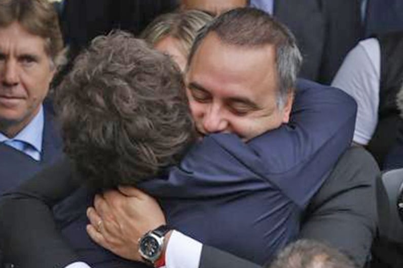 Milei volvió a decir que no va a pedirle la renuncia a Adorni y negó otros cambios en su Gabinete