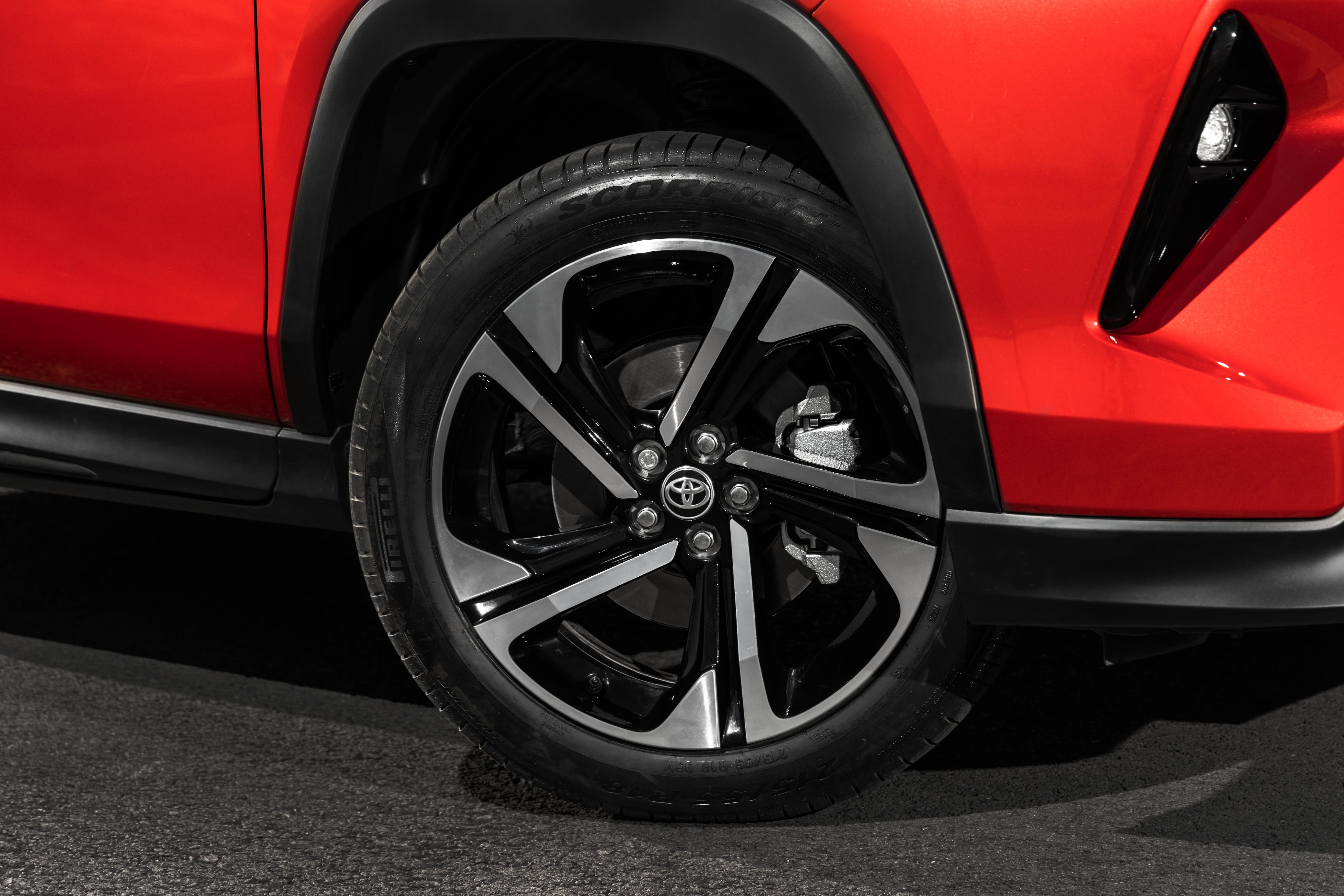 Las llantas son de 17