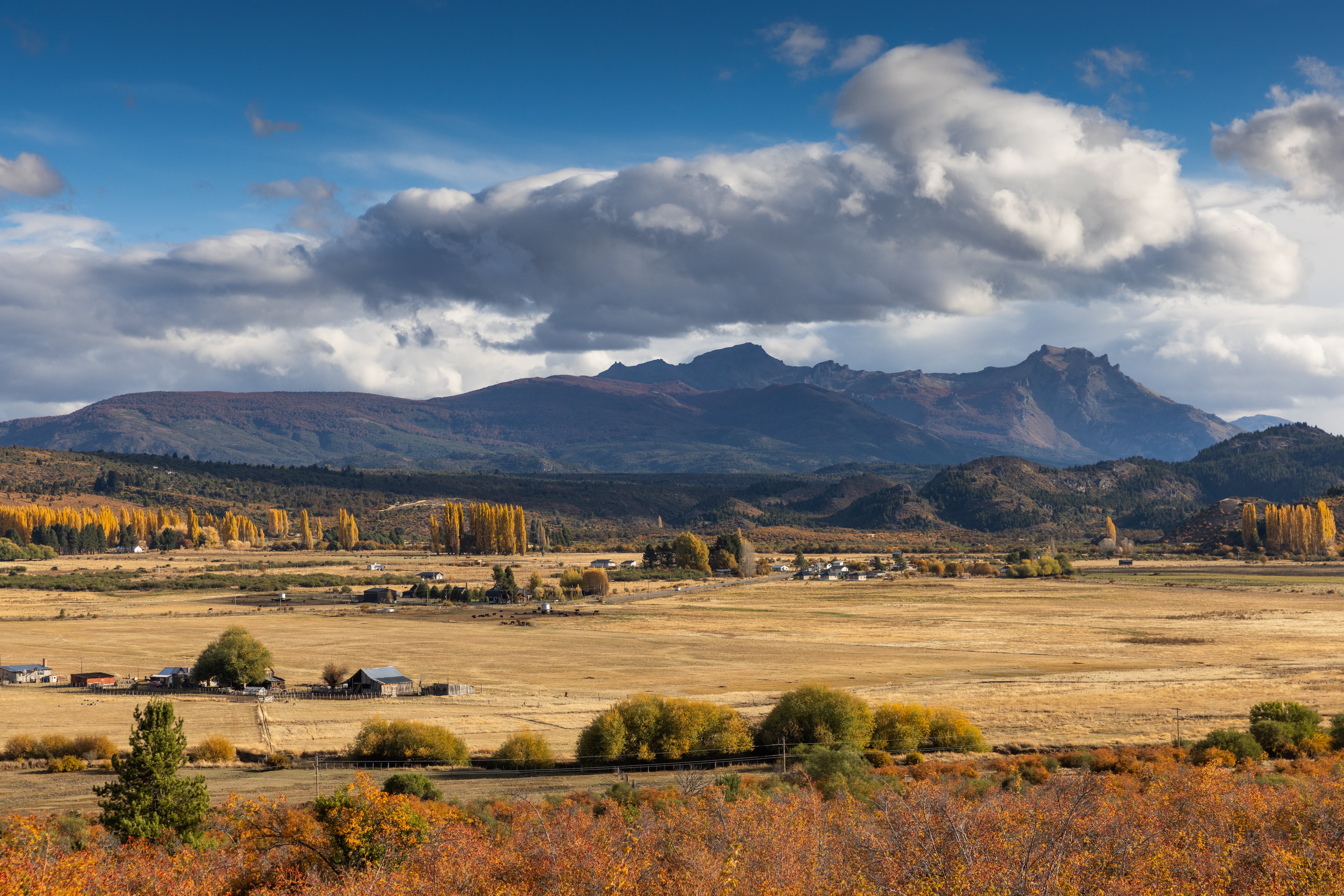 La esencia rural de Cholila se advierte en los cuatro valles que conforman la localidad