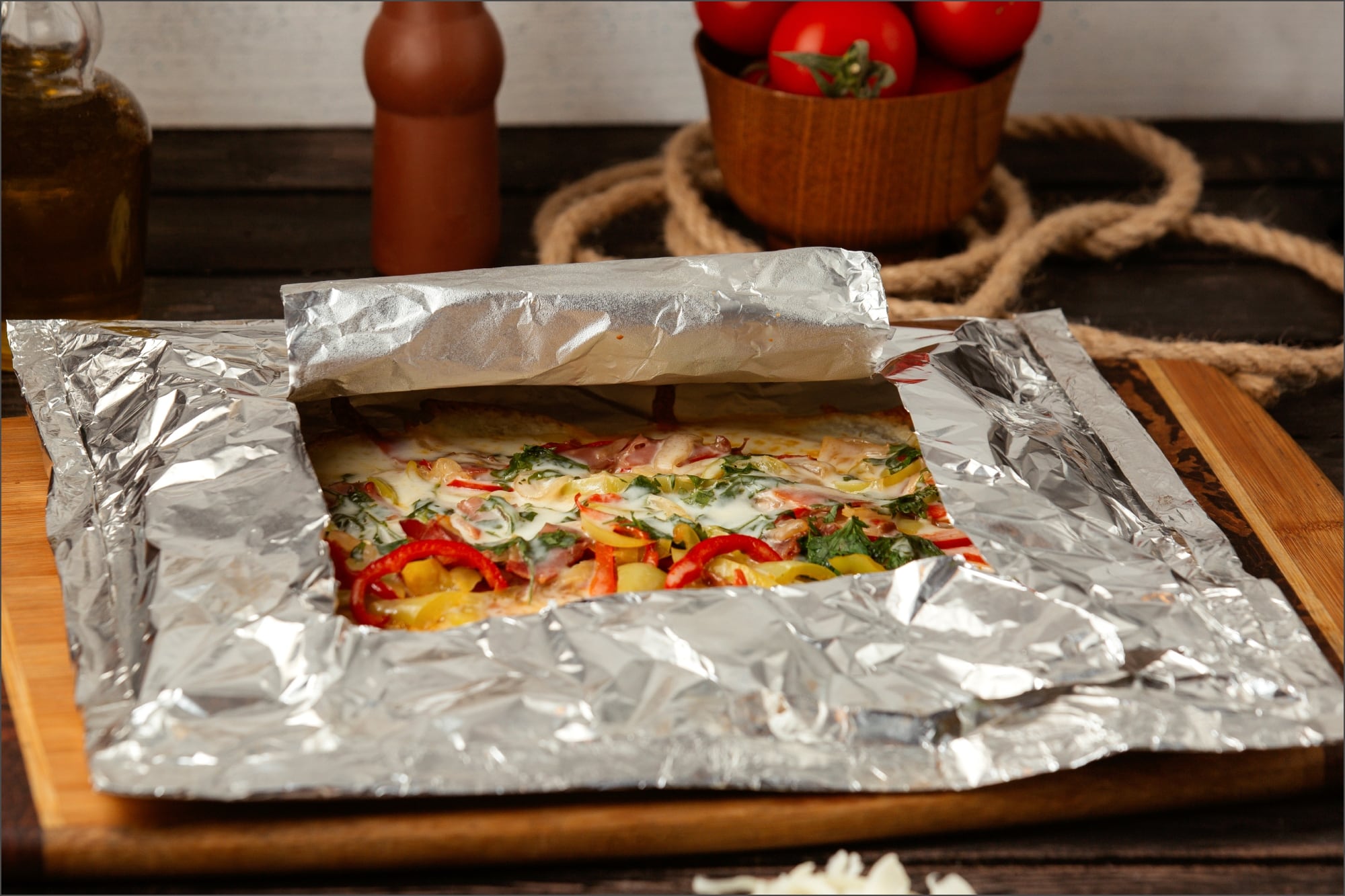 El mayor riesgo, según el análisis de Coffman, proviene de guardar comidas calientes en aluminio
