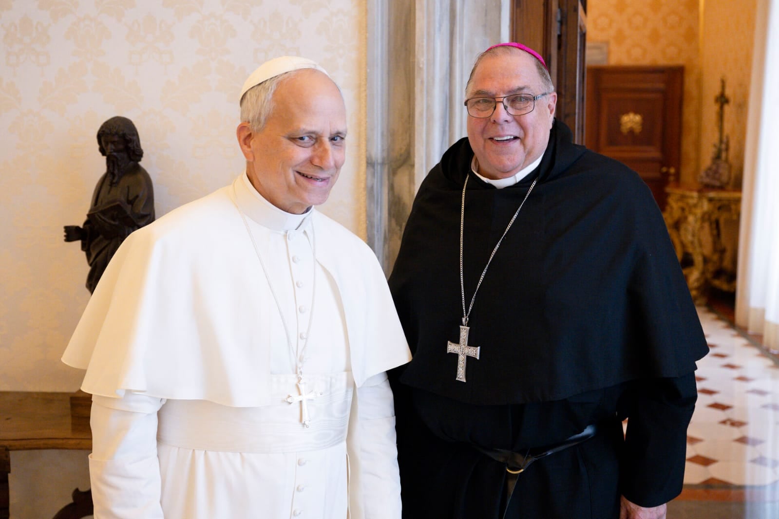 Alberto Bochatey: “Francisco describió la Iglesia ideal para el siglo XXI; León XIV la vivió”