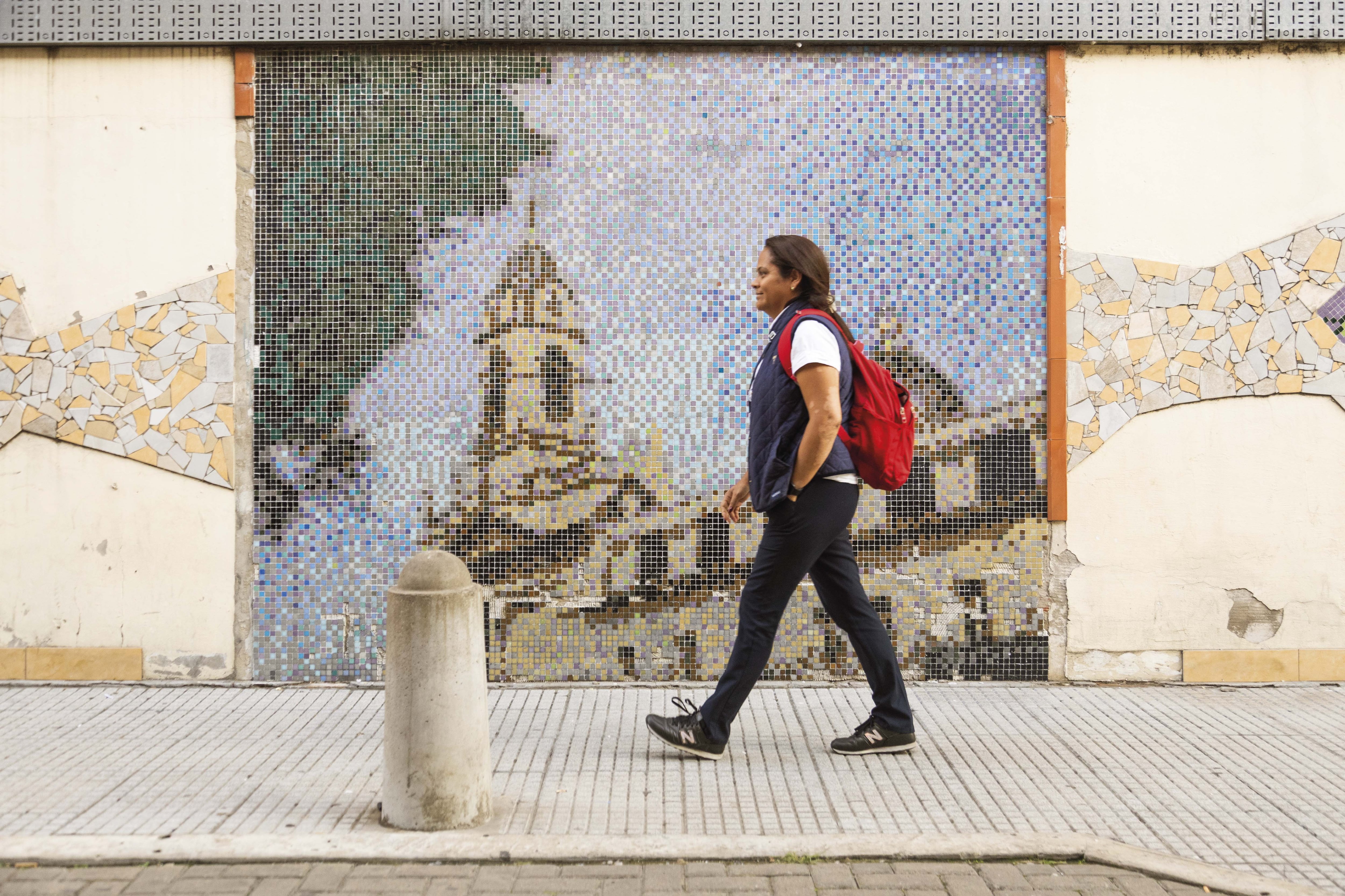 Mural de la Basílica de Flores en Alberdi y Carabobo