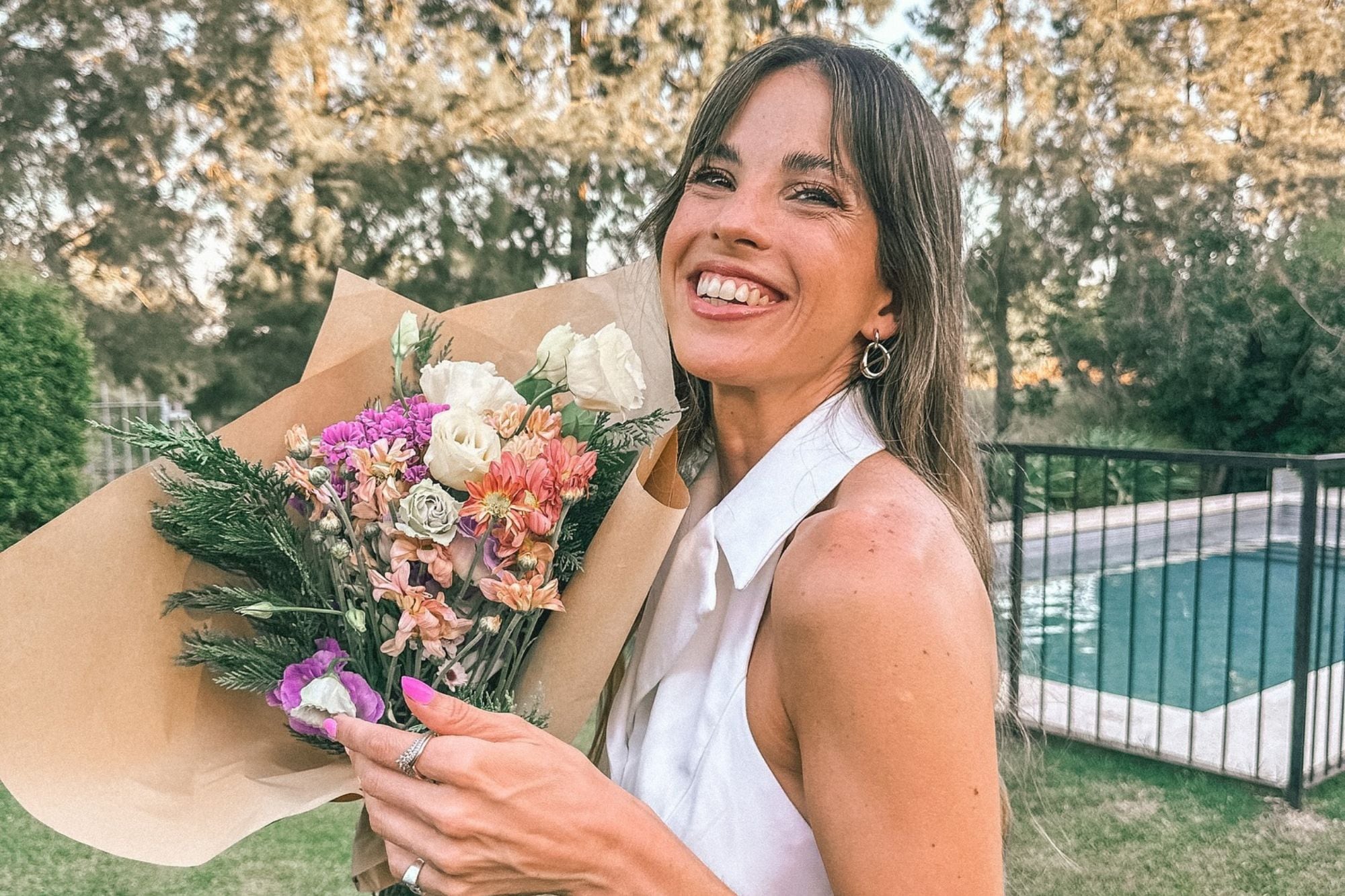 Además de ser actriz y trabajar en streaming, Cande Molfese tiene una fuerte presencia en redes sociales, donde comparte contenido sobre estilo de vida, cocina y bienestar
