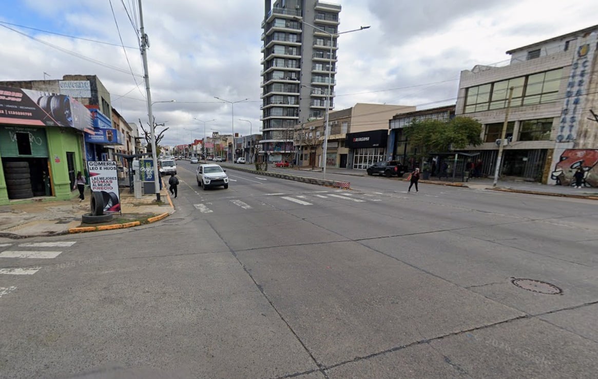 Un policía de la Ciudad fue baleado por motochorros que quisieron asaltarlo en Avellaneda