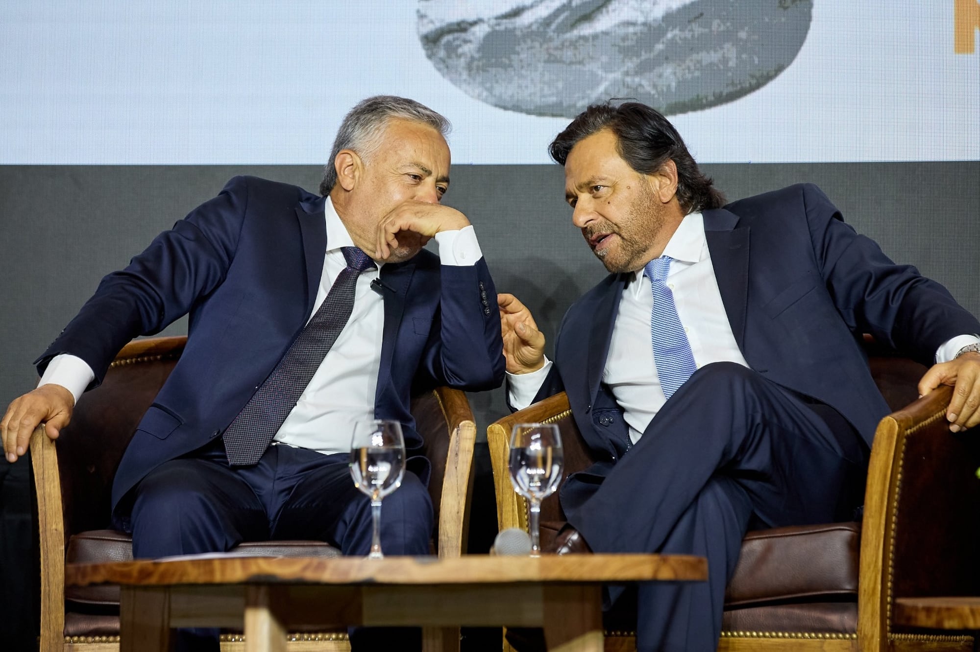 Los gobernadores Alfredo Cornejo (Mendoza) y Gustavo Sáenz (Salta)