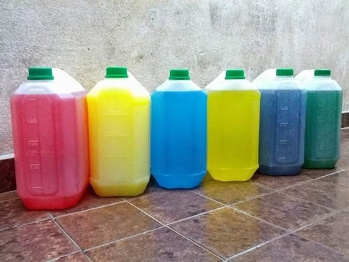 La Anmat prohibió la venta de una serie de productos de limpieza y desinfección por falta de registros sanitarios