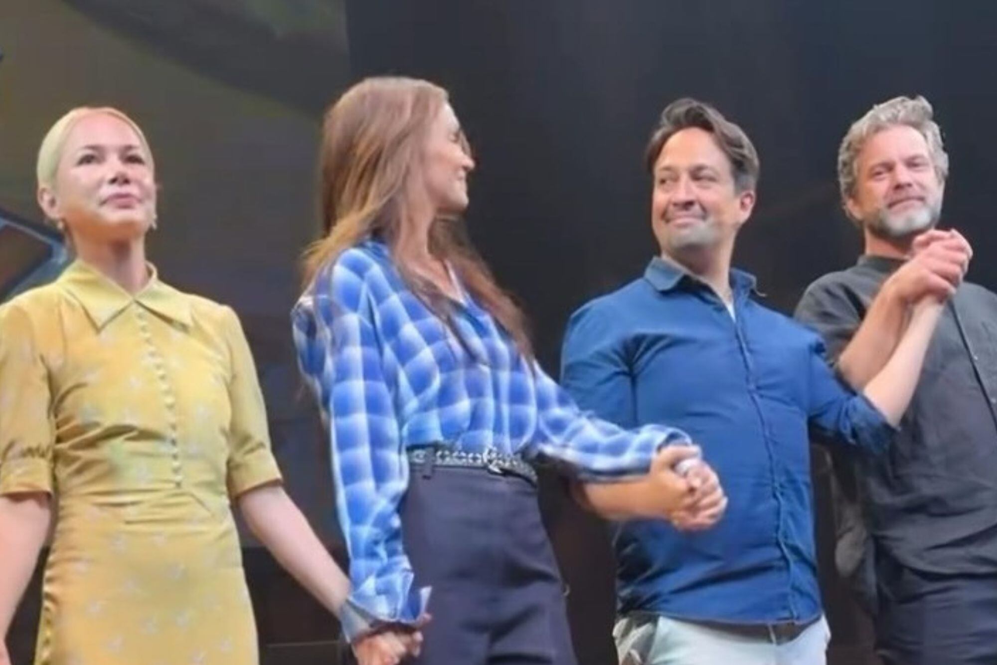 Katie Holmes, Joshua Jackson y Michelle Williams se reencontraron en un evento a beneficio para ayudar a James Van Der Beek