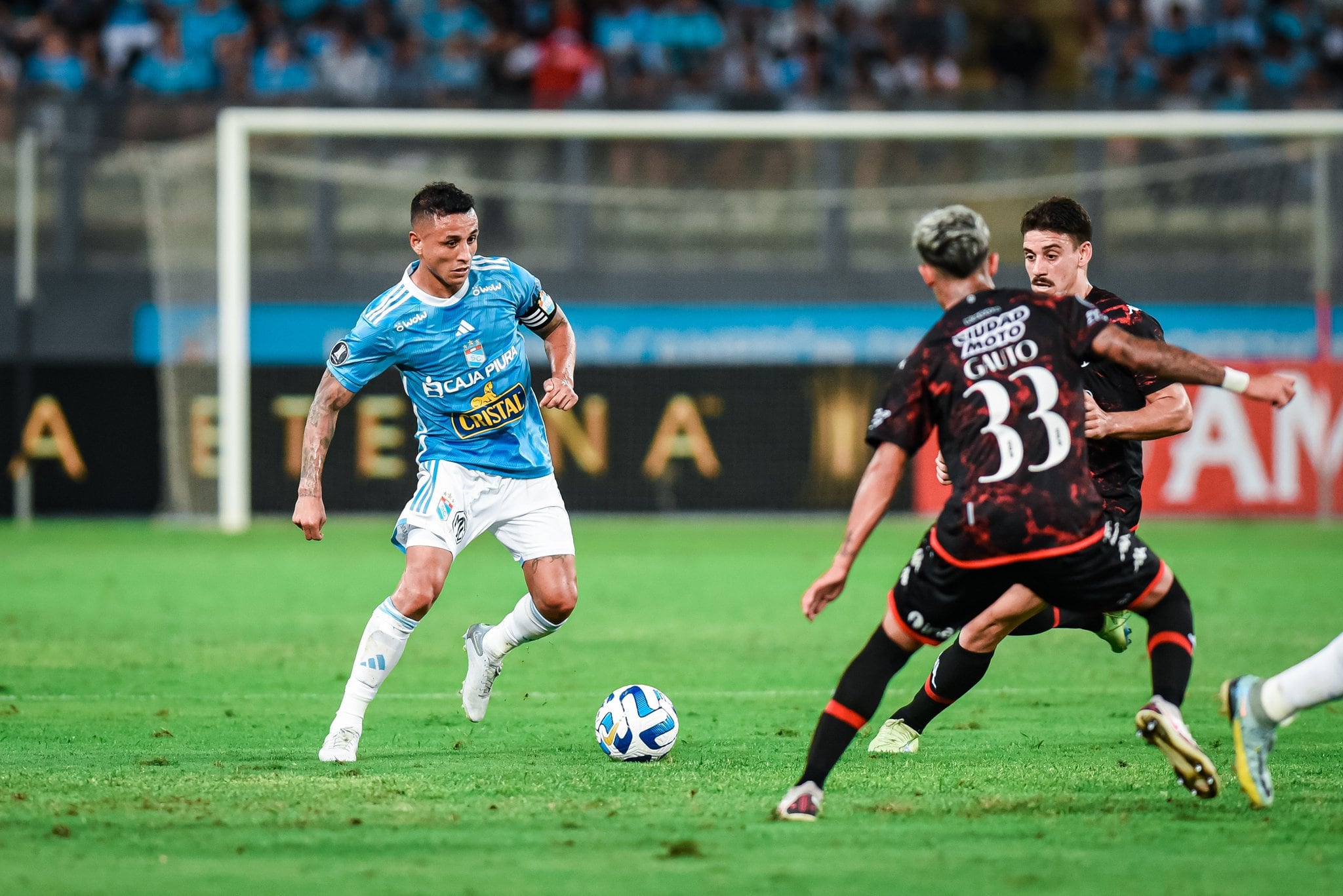 Huracán mostró una mala actuación, aunque tuvo la posibilidad de disputar la Copa Sudamericana meses más tarde