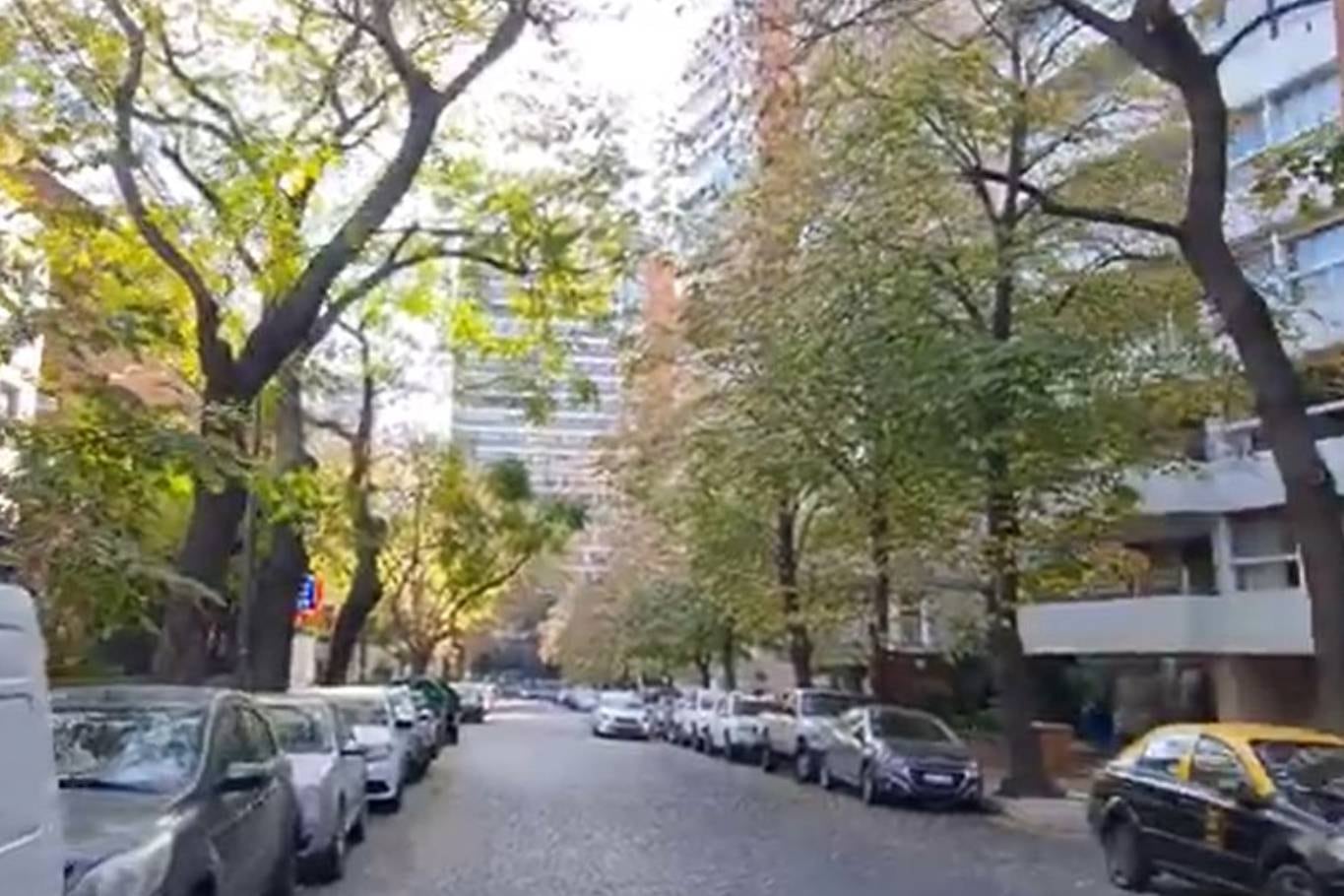 La calle Villanueva se encuentra al norte del barrio de Palermo, en el límite con Belgrano