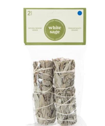 La Salvia cuenta con aroma terroso y herbáceo, de acuerdo con la descripción de Five Below