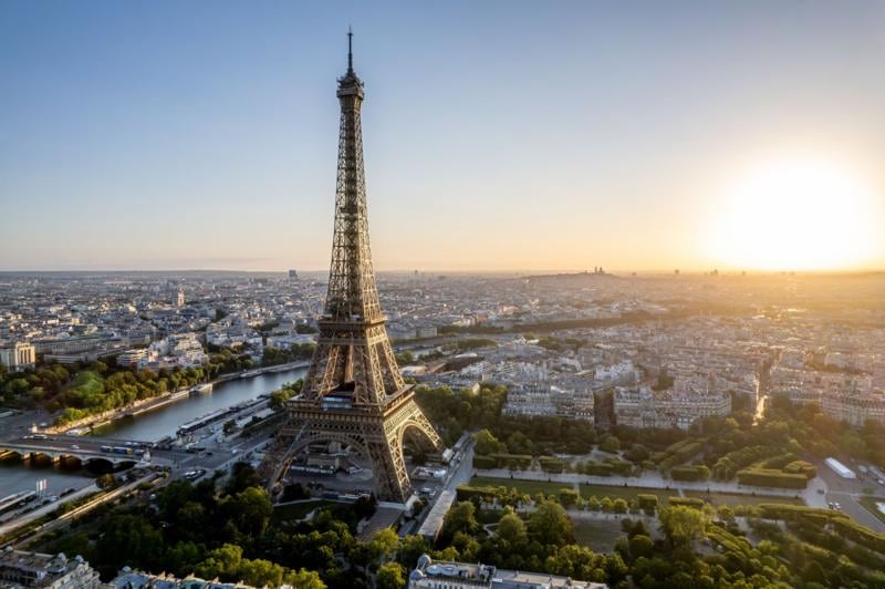 Cerrar la torre Eiffel para una visita privada, uno de los pedidos más exclusivos