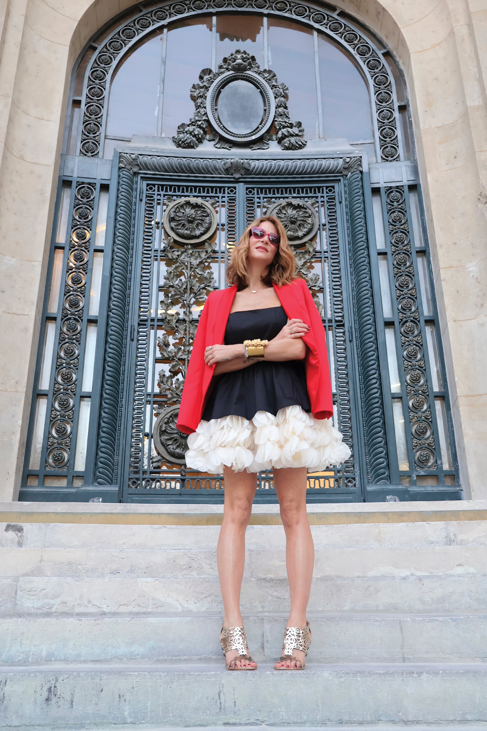 Puli, posando en las
puertas laterales del Palais
Garnier