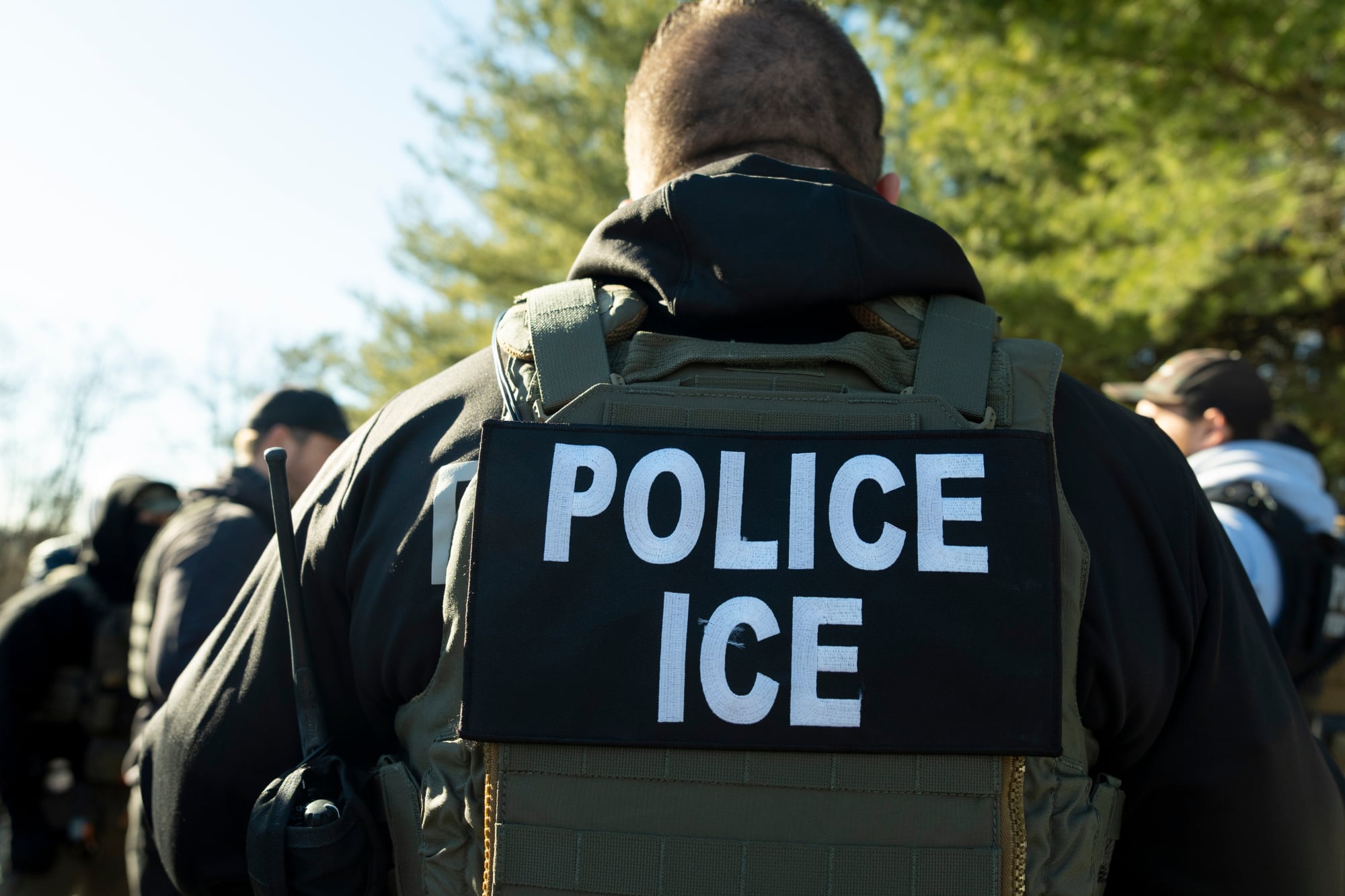 El ICE es el responsable de ejecutar arrestos y gestionar procesos de deportación en Estados Unidos, bajo el plan de Donald Trump de deportación masiva