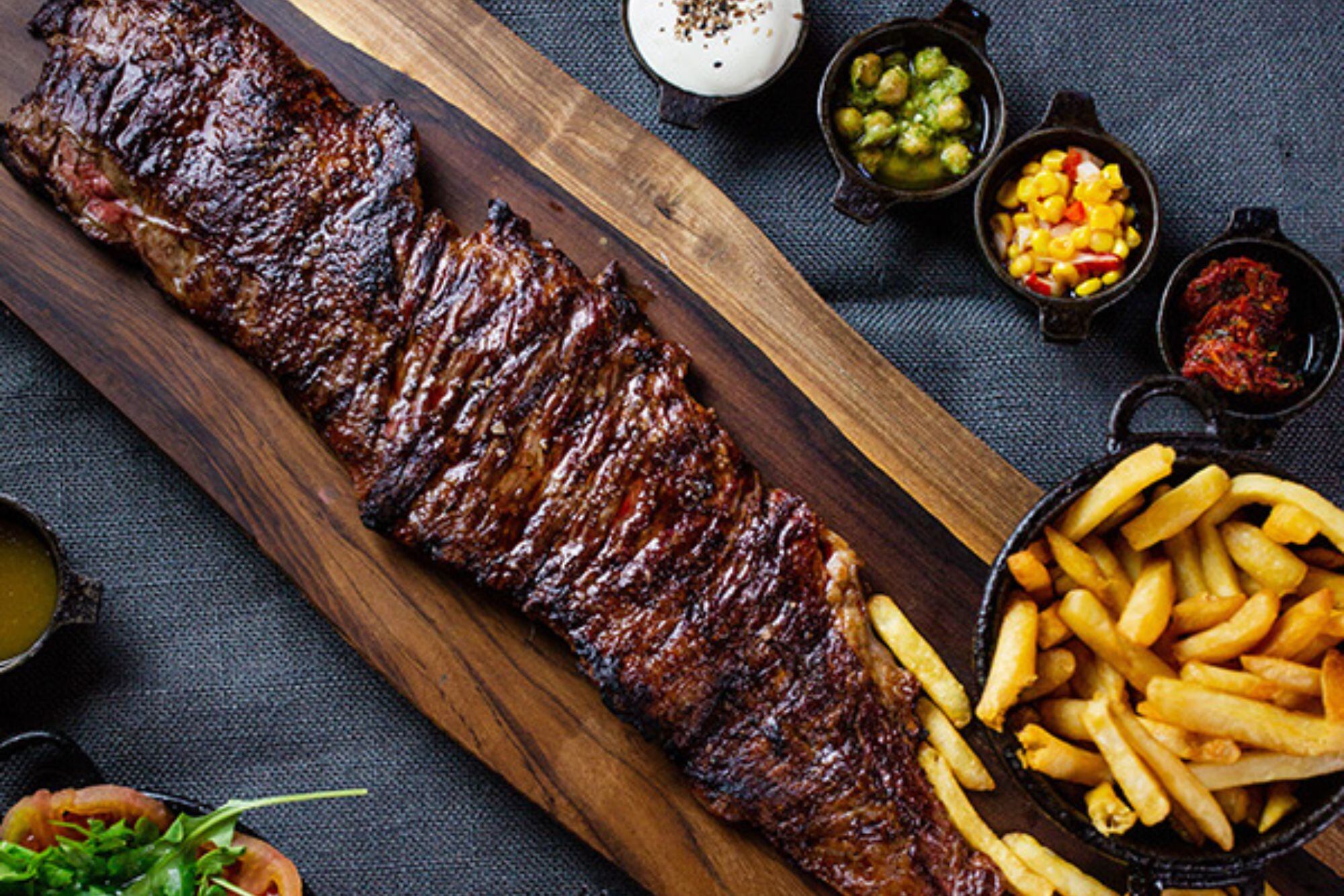 La carne tiene un alto contenido de vitamina B12, que es indispensable para el funcionamiento del metabolismo