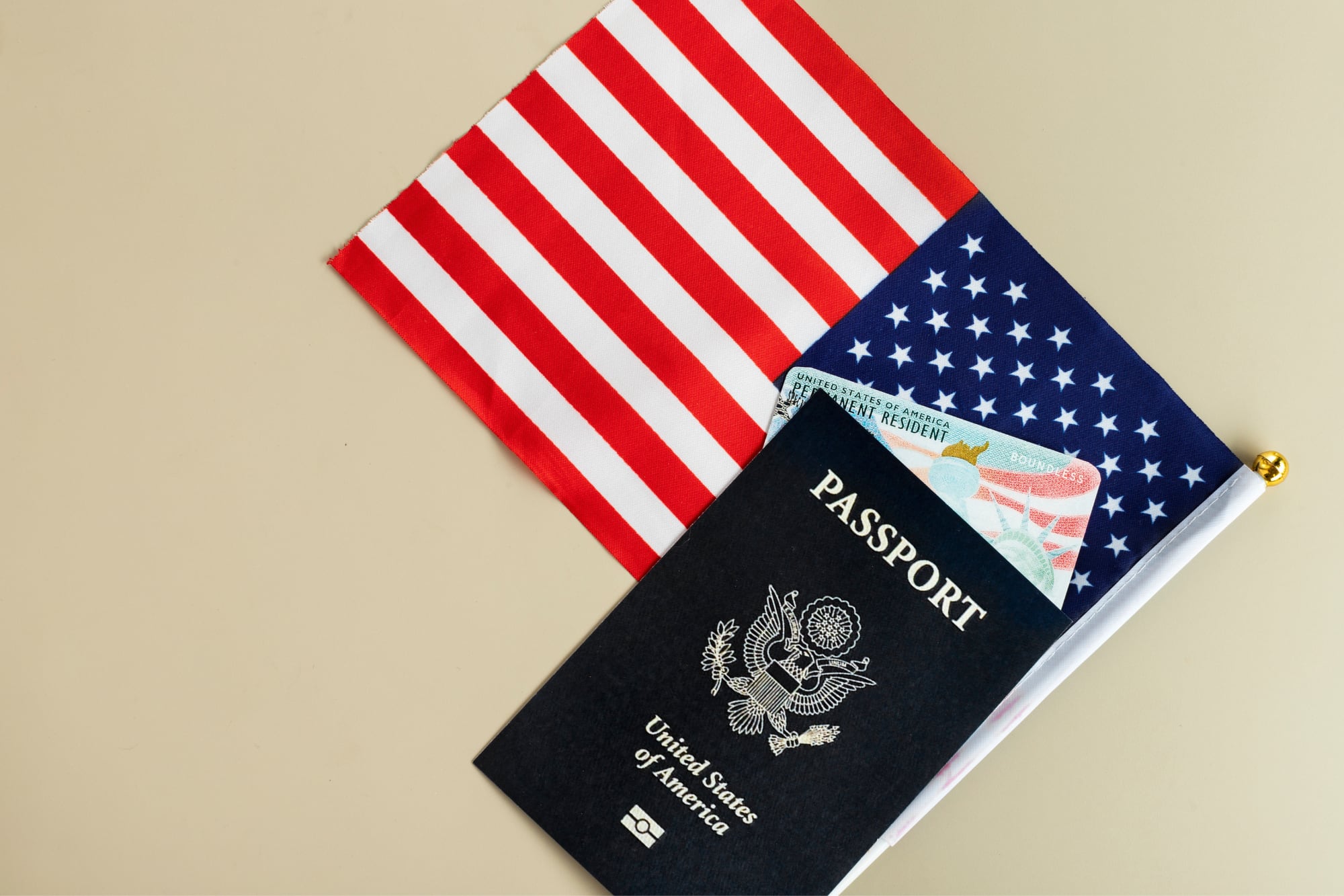 El pasaporte de emergencia mantendrá su esquema reducido de 12 páginas