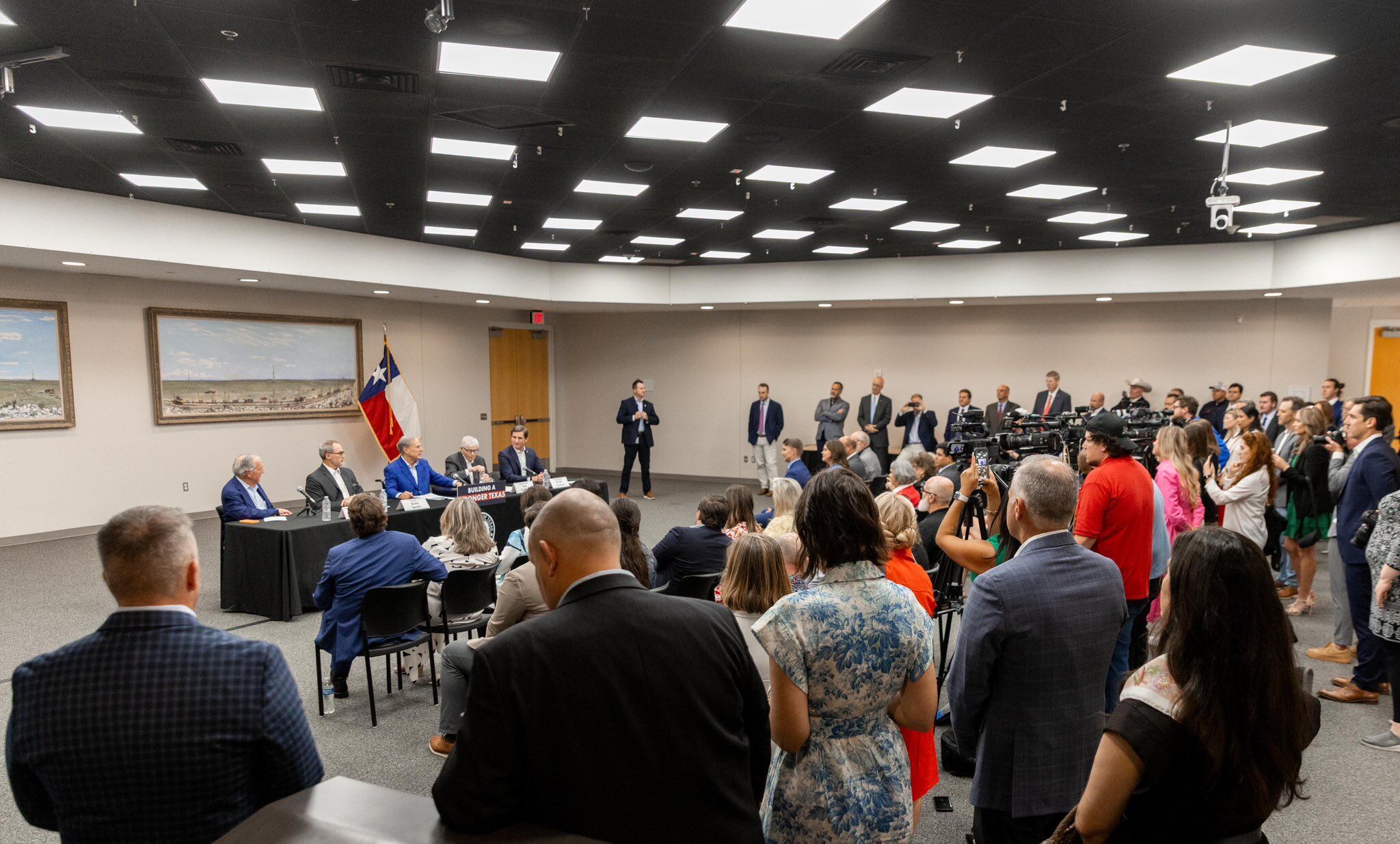 Lo que no pasó: propuesta para negar fianza a reincidentes fracasó por tres votos en legislatura