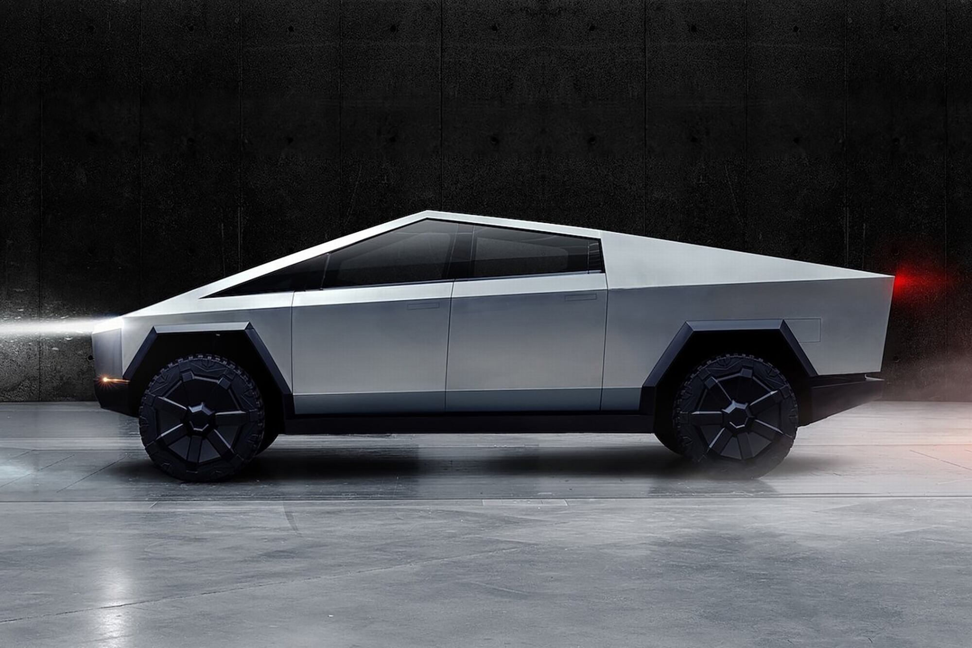 Este vehículo no tardó mucho tiempo en ganar popularidad tanto a nivel mundial como en algunos lugares de Estados Unidos como California, en gran medida gracias a su tecnología de punta y a su estética futurista (Archivo)