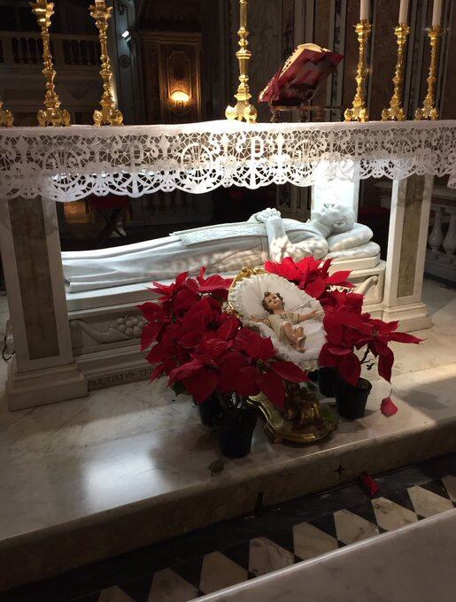 Tumba de San Cayetano en Nápoles