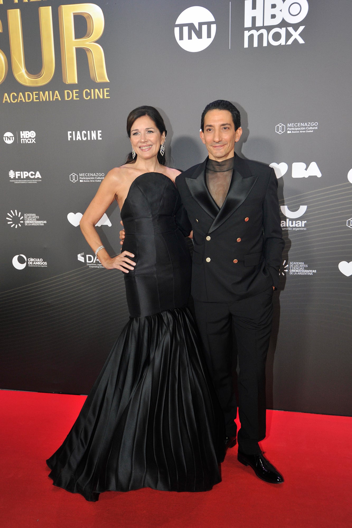 Andrea Frigerio y Juan Minujín fueron los encargados de conducir esta XX entrega de los Premios Sur.