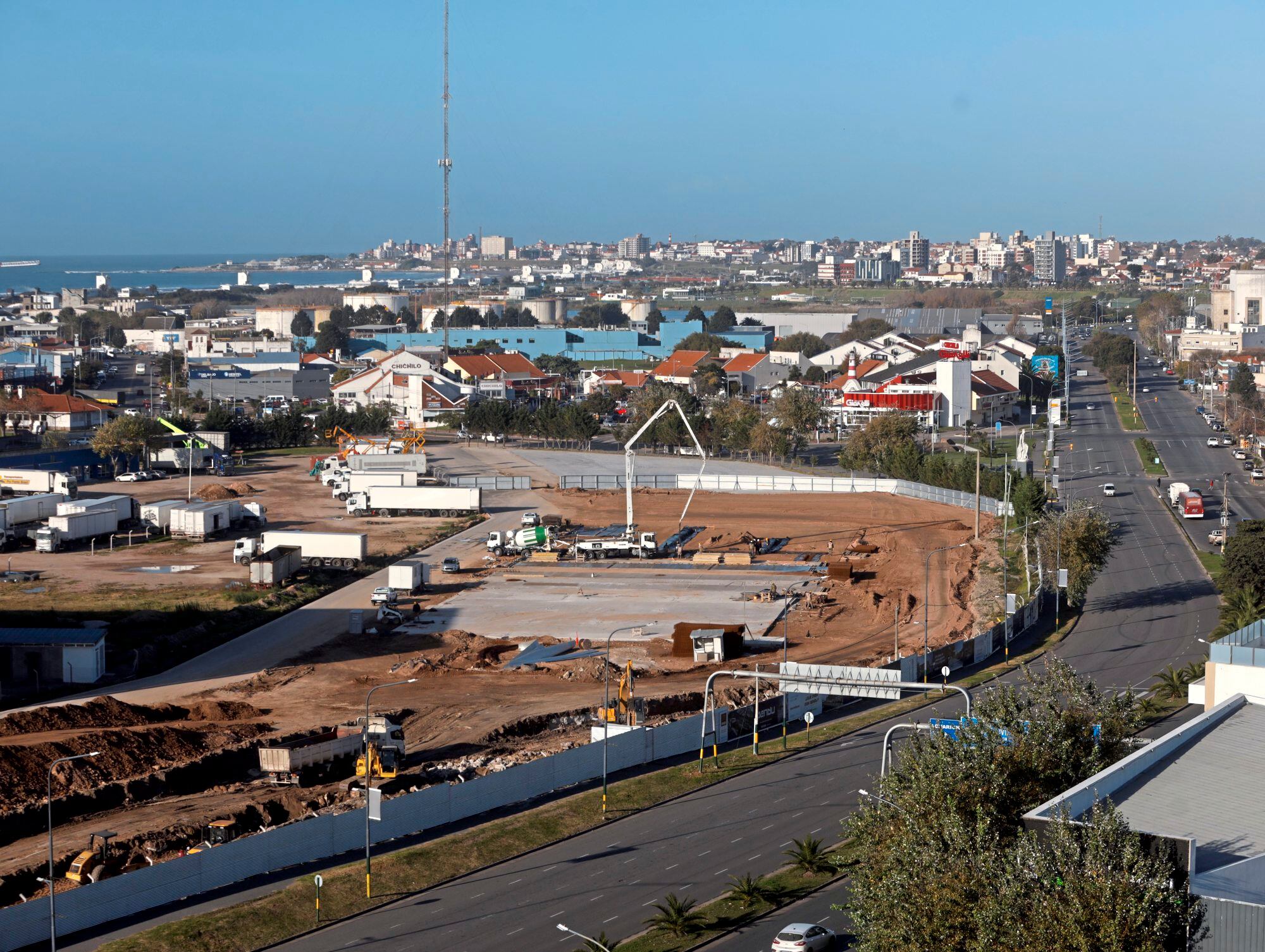 Serán en total casi 16.000 m2 de paseo comercial, otros 7500 de espacio público y otros 10.000 destinados a estacionamiento