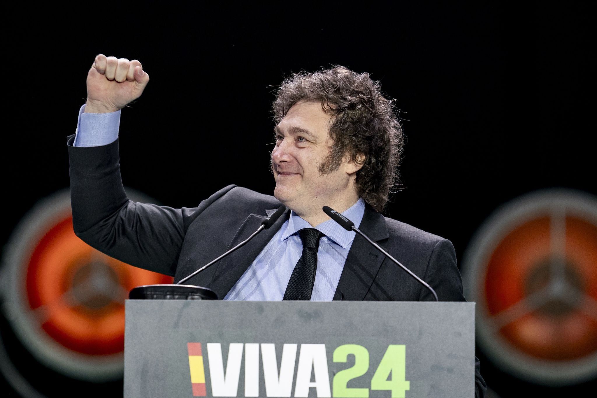 Costos y misterios de los siete viajes que hizo Javier Milei a España