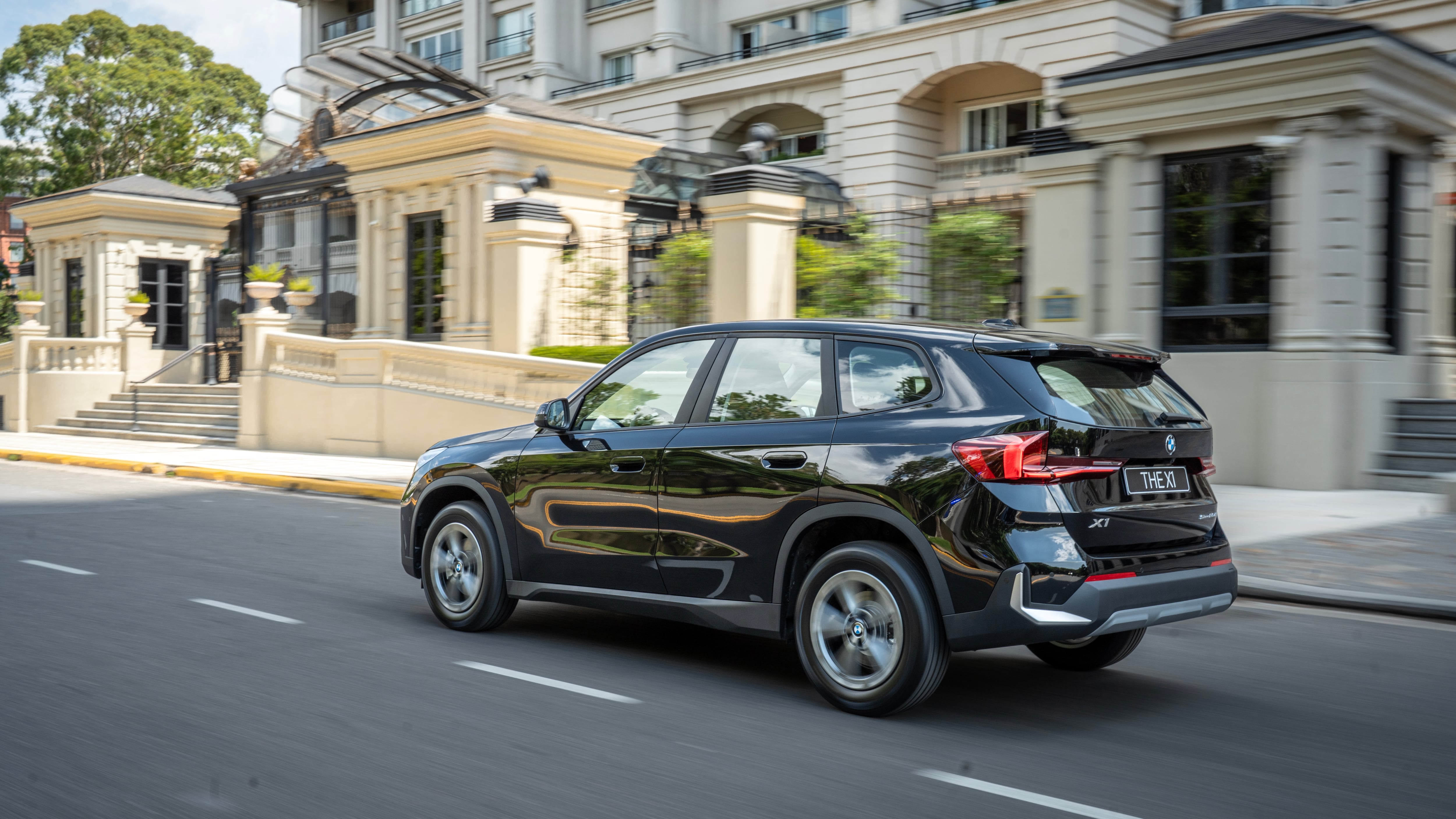 BMW lanzó en la Argentina a su SUV más barato con nueva motorización