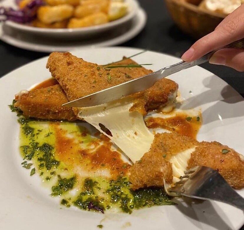 ¿Comida generosa y deliciosa como la de mamá? Encontrala en La Casona de Flores.