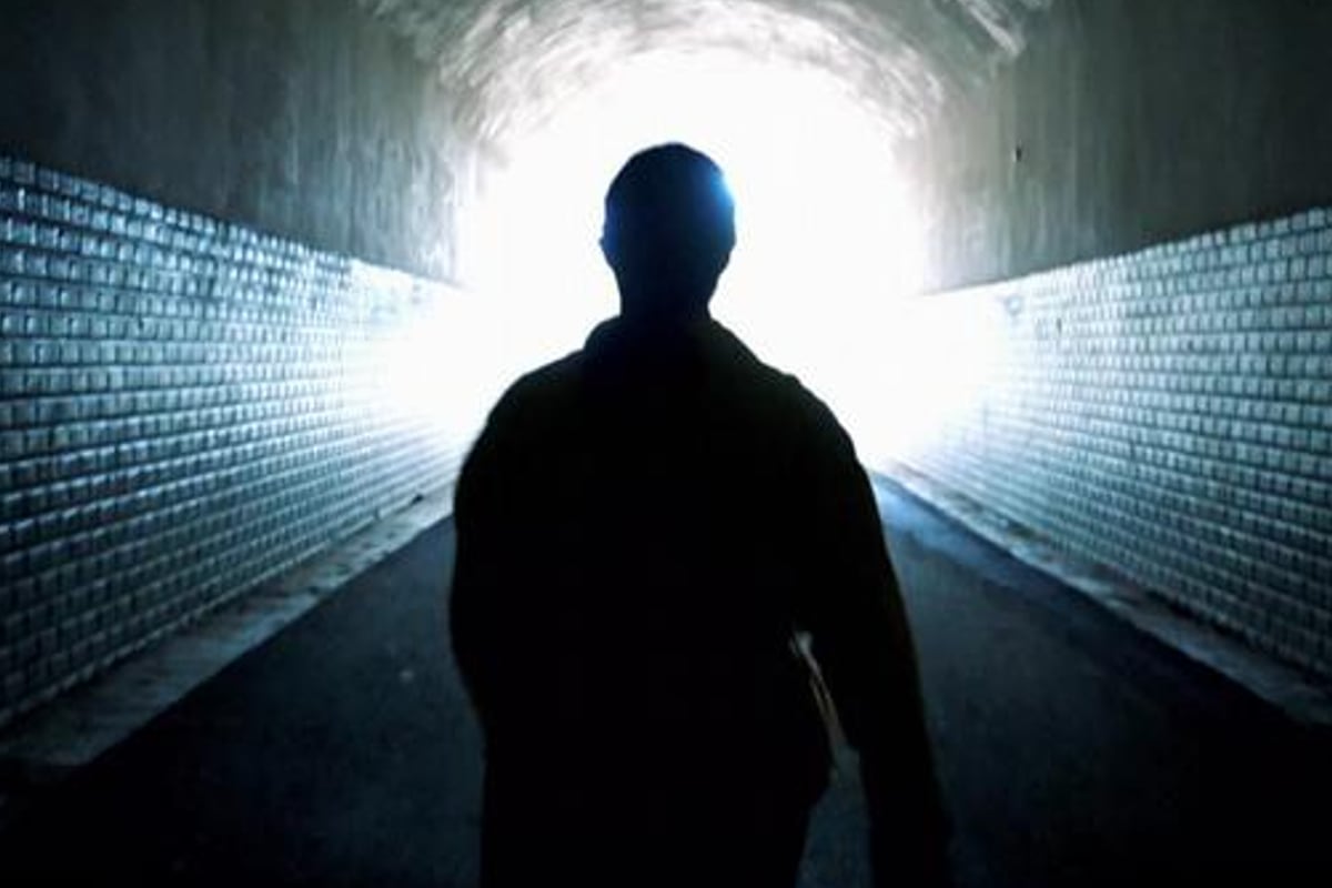 Algunos supervivientes suelen recordar experiencias similares a ver luces al final de un túnel