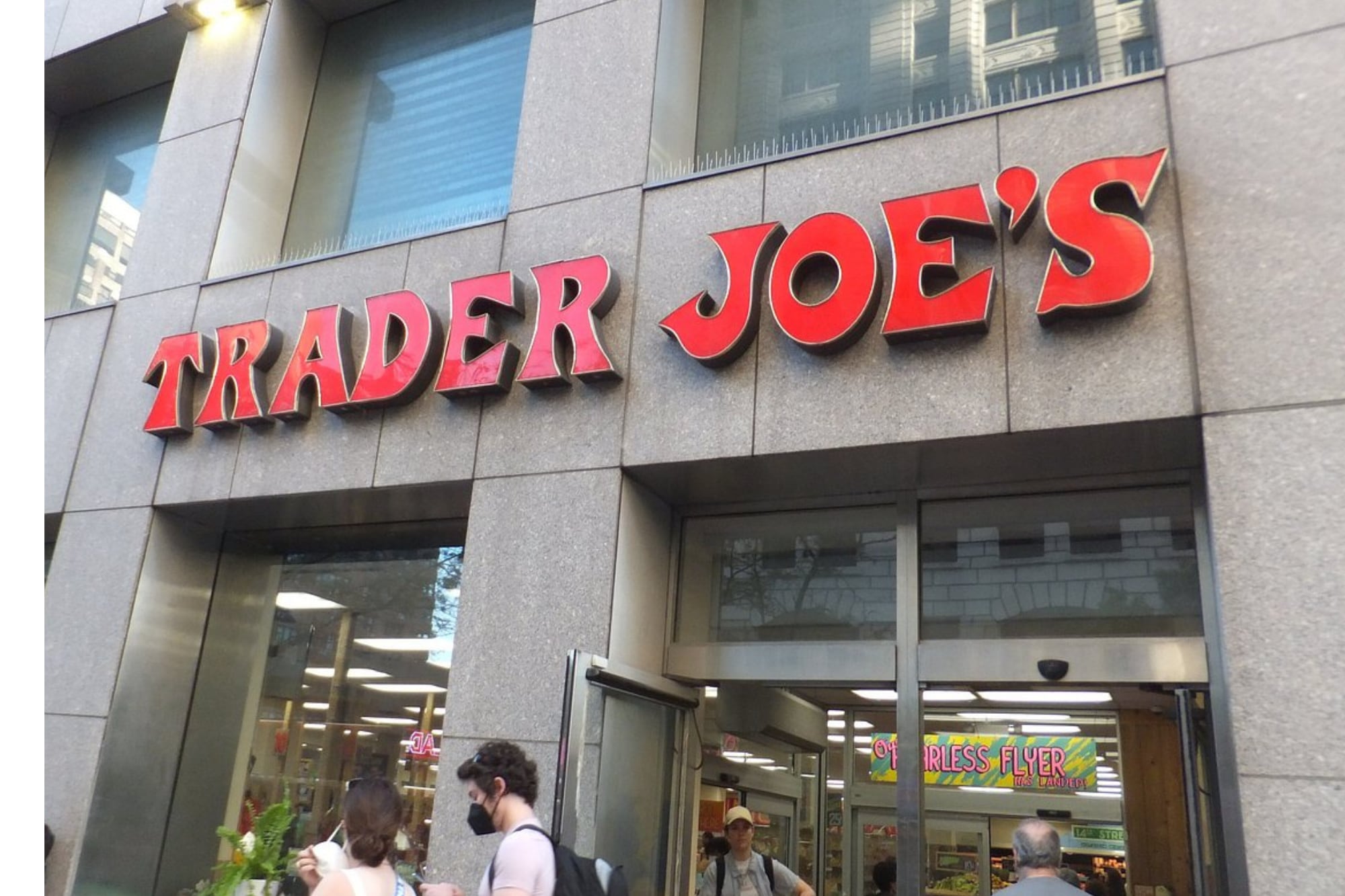 Los potenciales beneficiarios pueden ser notificados por correo electrónico o postal