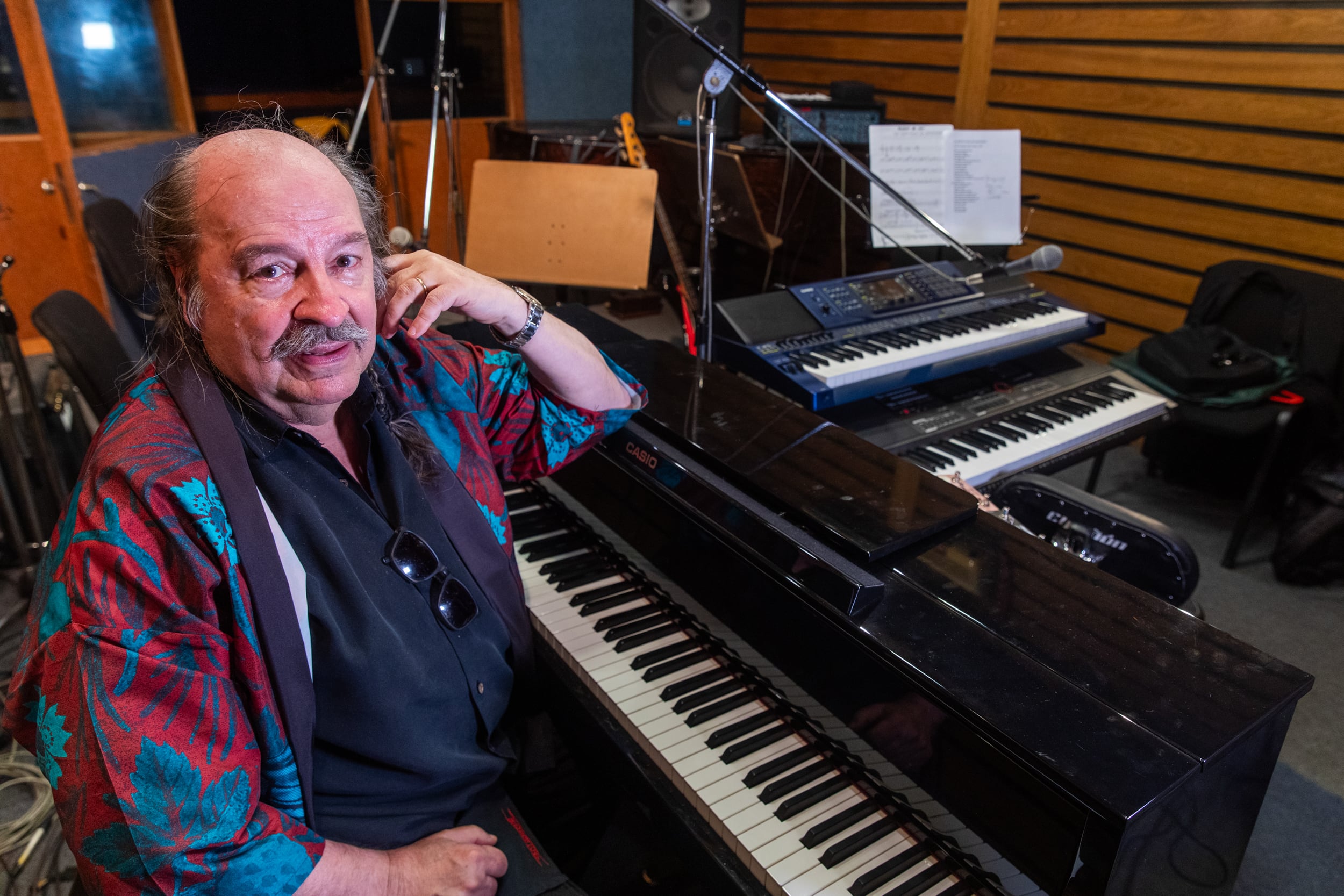 Litto Nebbia y su piano, amigos inseparables