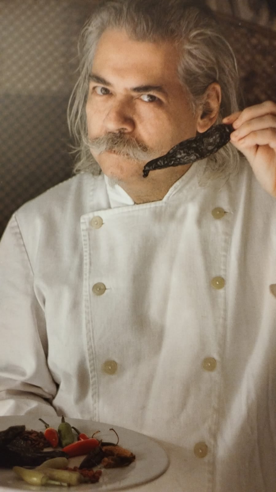 Creó restaurantes emblemáticos, cocinó para Madonna y Cobain; tuvo 50 gatos, 5 perros y un ACV: “Estaba comiendo 20 anchoas y una pila de jamón crudo”