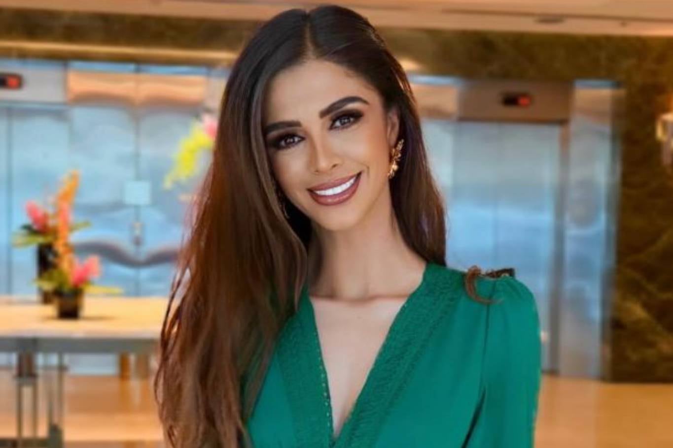 Emma Escalante, la protagonista de la caída de la tirolesa, es actriz, cantante, modelo y presentadora mexicana
