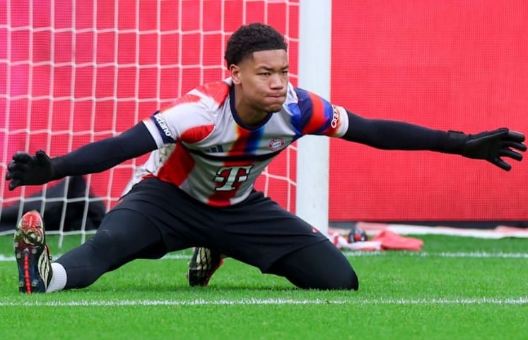 Crisis En Bayern Münich: Cuatro Arqueros Lesionados y Un Sub 17 En Champions