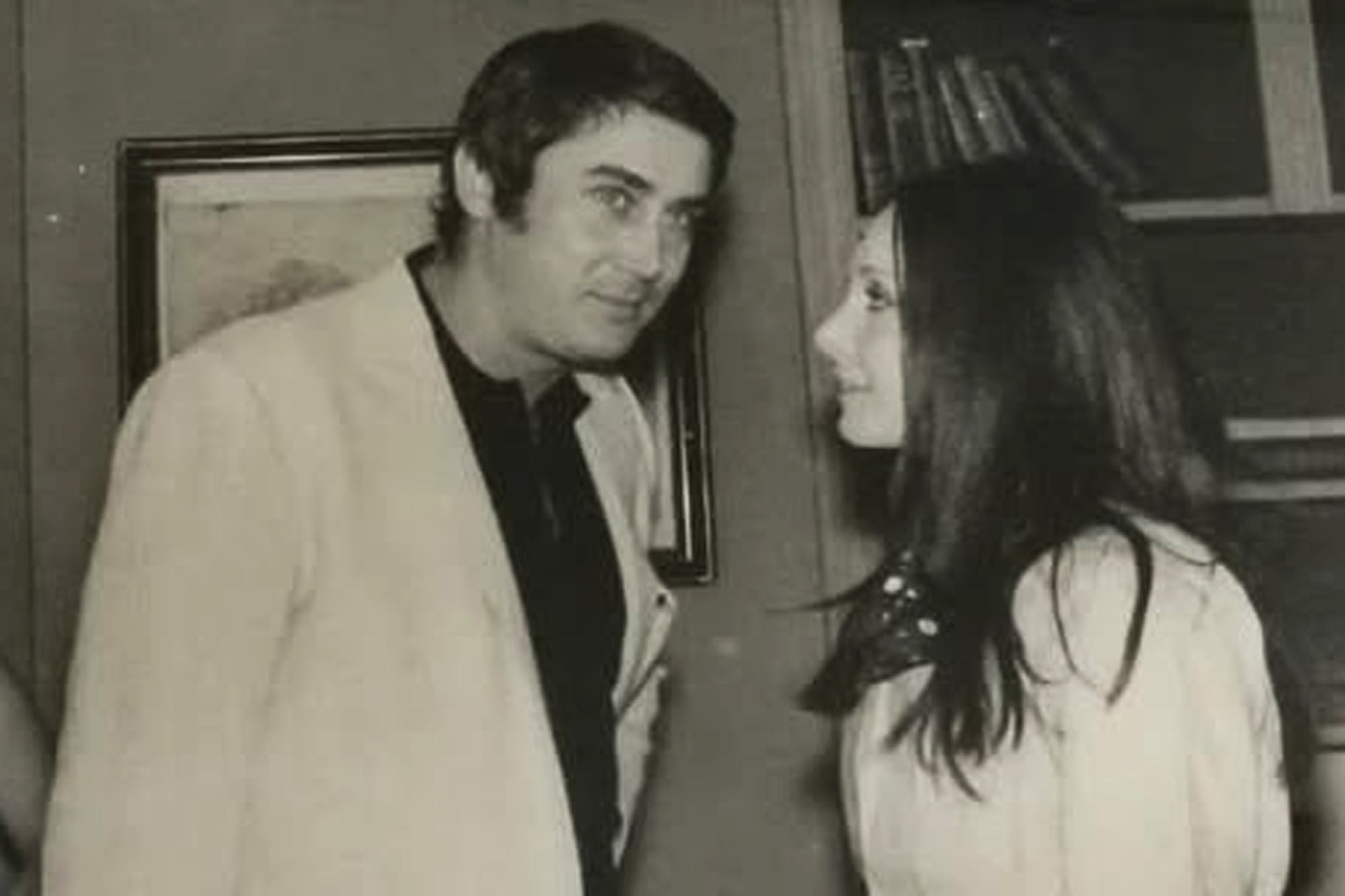 Rodolfo Bebán y Thelma Biral en una escena de la telenovela El amor tiene cara de mujer