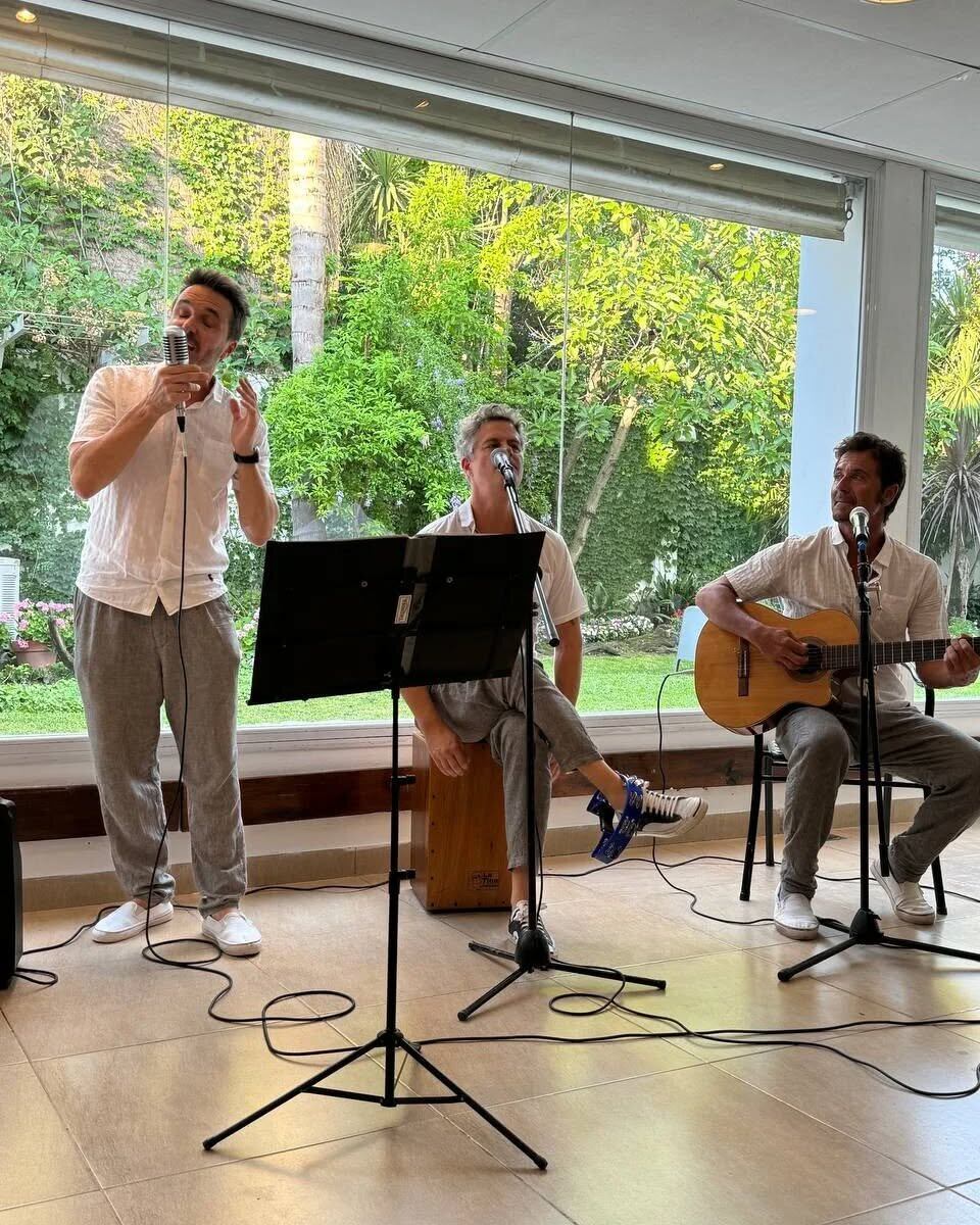 Gerardo Chendo con Jubilandia junto a Mike Amigorena y Andrés D´Adamo (Instagram/@chendo.gerardo)