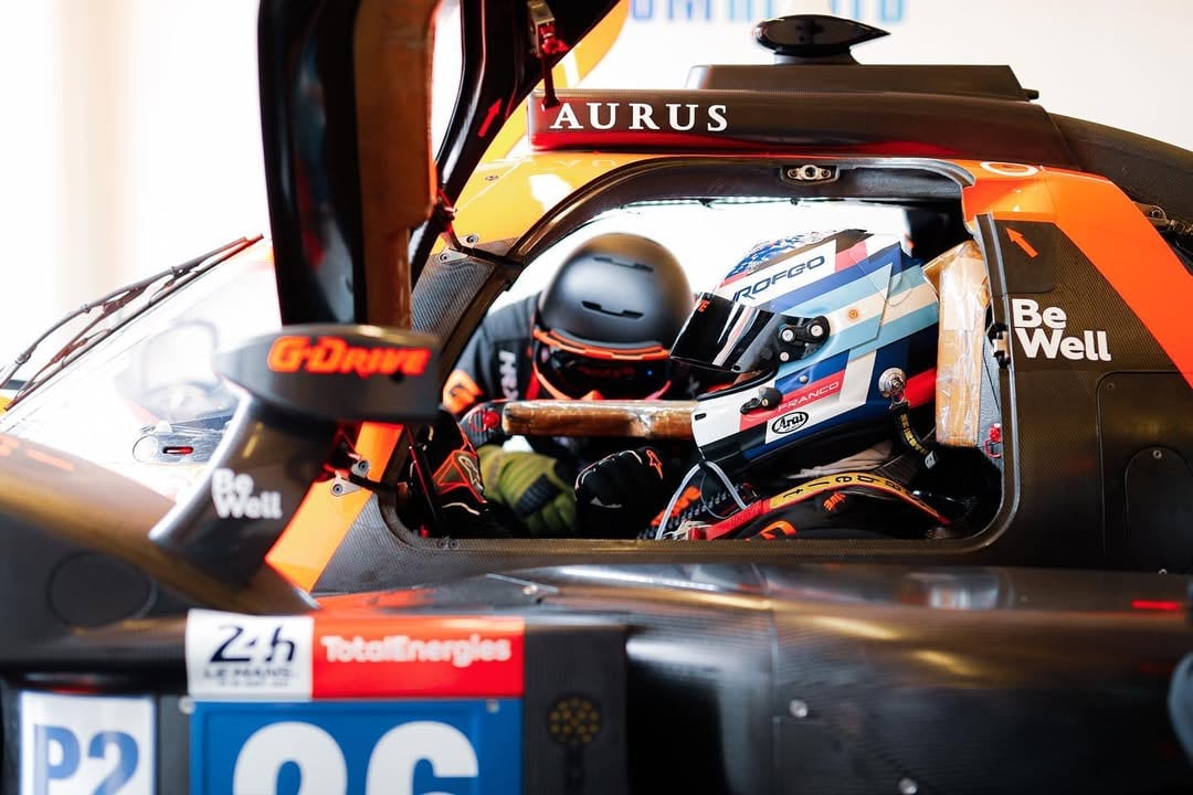 En 2021 a los 18 años corrió las 24 horas de Le Mans(Foto: Instagram @francolapinto)