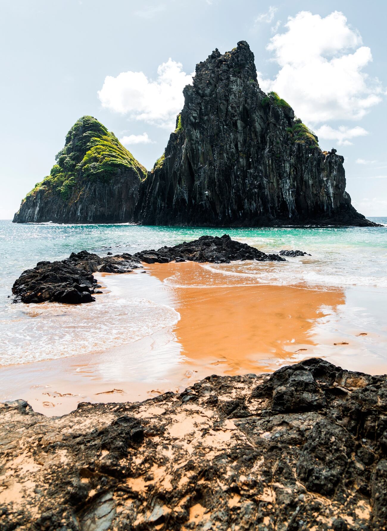 ARCHIVO - Cacimba do Padre es una de las más elegidas por los surfistas experimentados