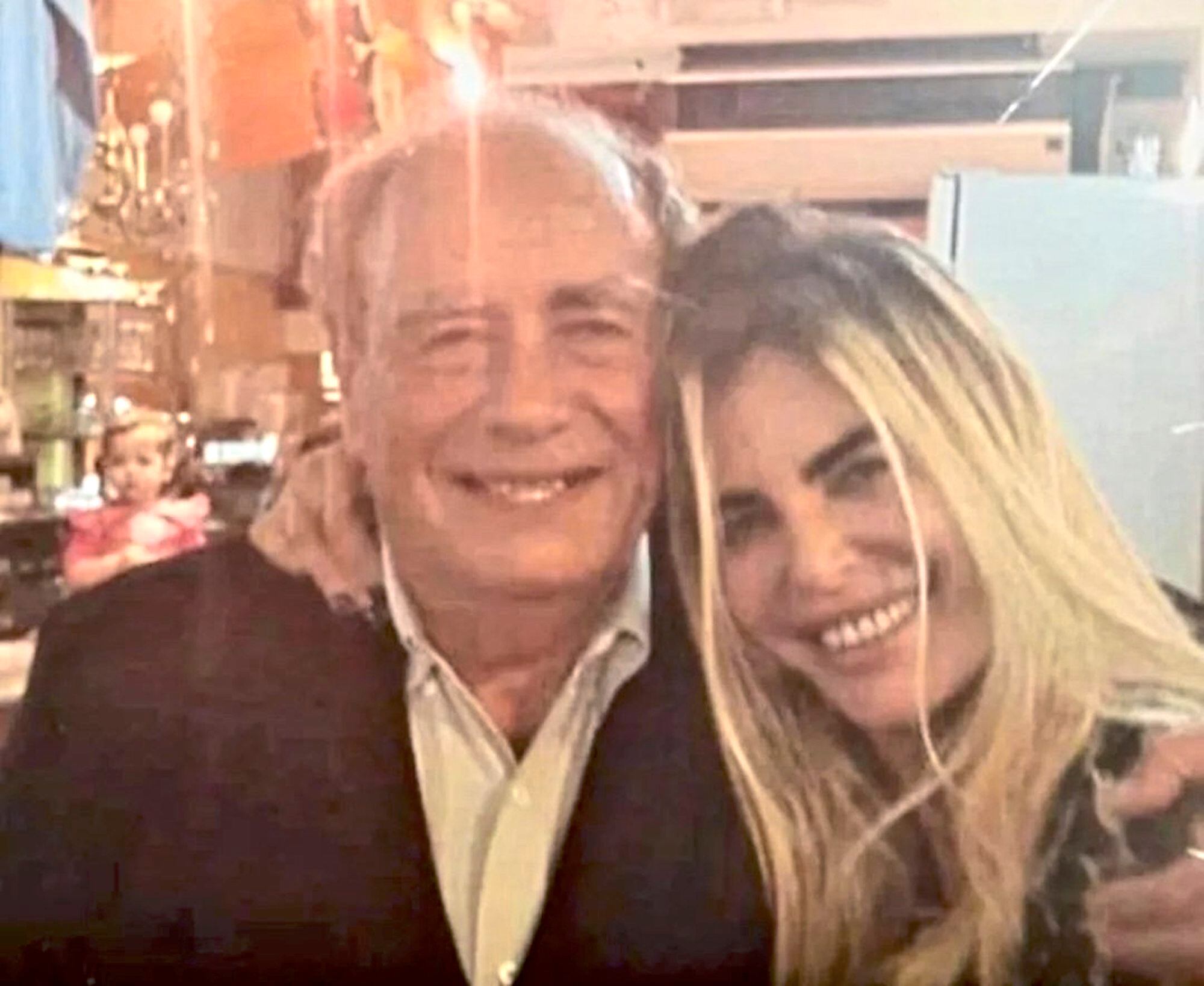 Con su papá, a quien adoraba.