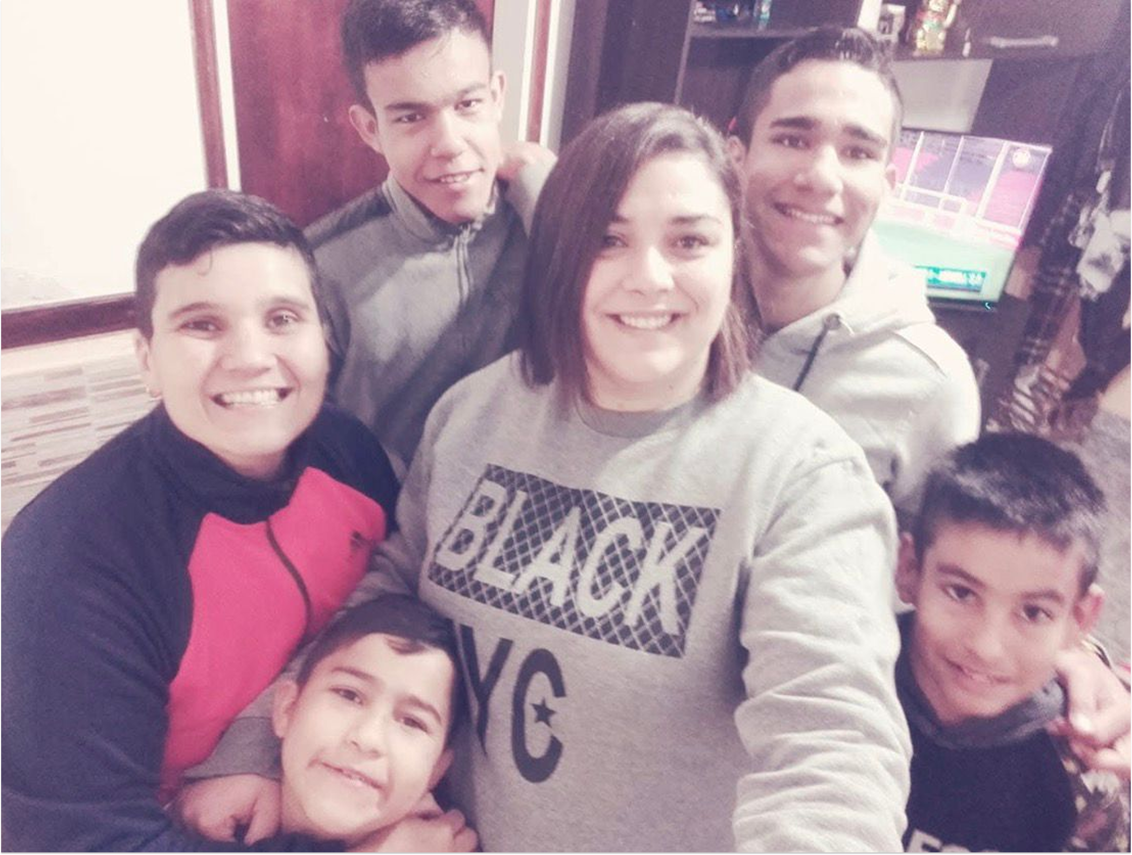 "Hace siete años que espero tener una familia": la frase de un niño que conmovió a dos mamás