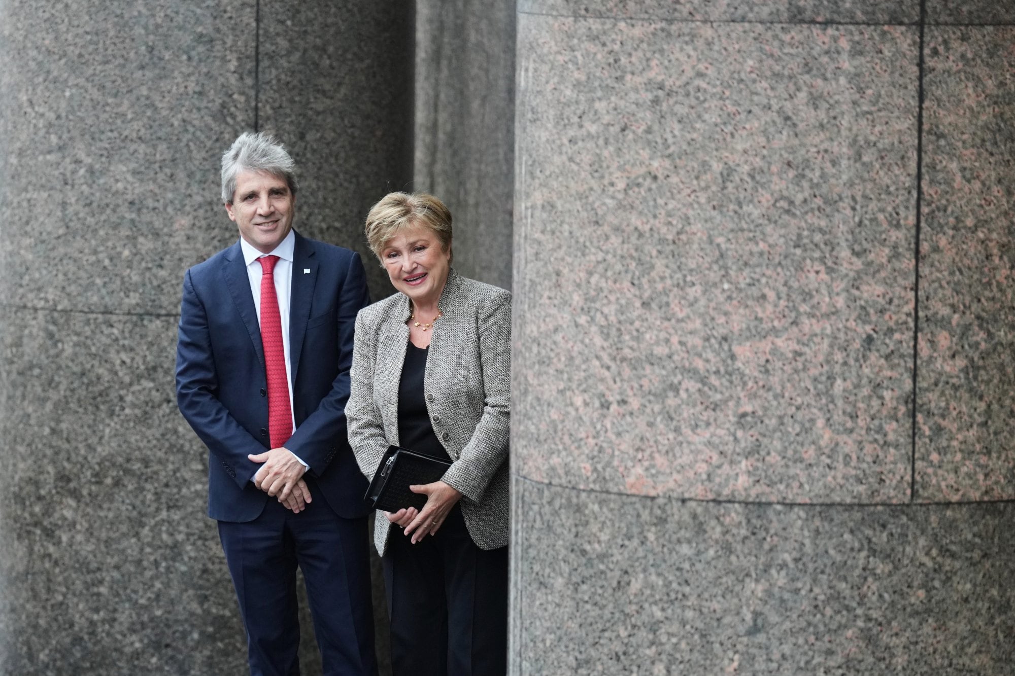 Luis Caputo: “Un privilegio y un honor recibir tu visita a nuestro país, estimada Kristalina Georgieva”