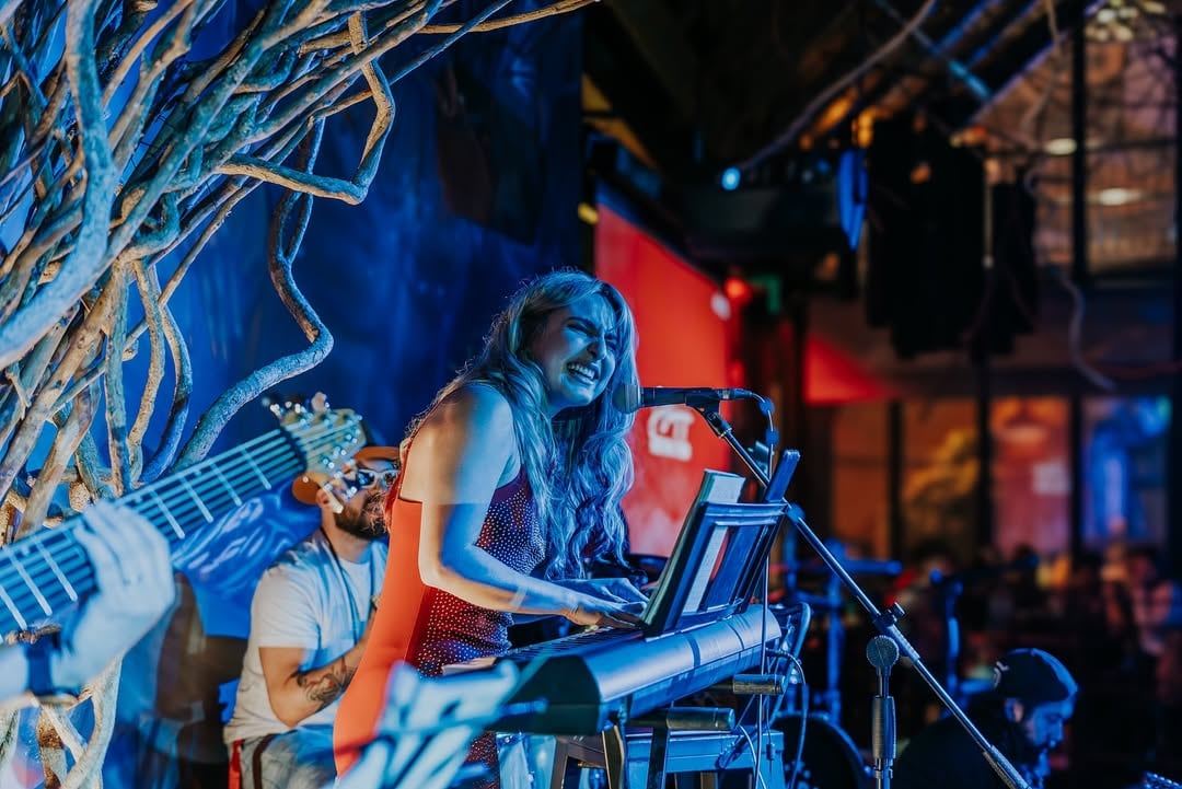 Uttaro proviene de una familia humilde de Valera, estado Trujillo